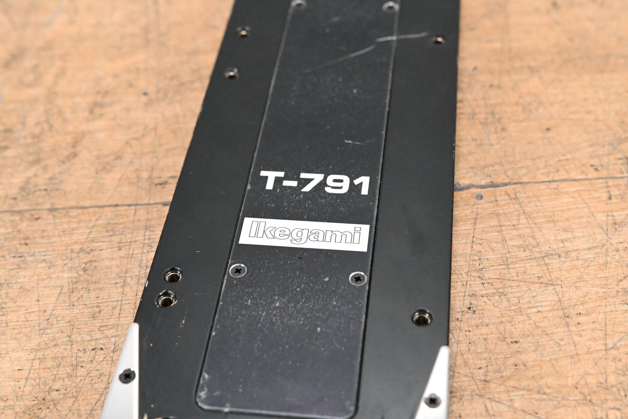 Ikegami T-791 Tripod Mounting Plate