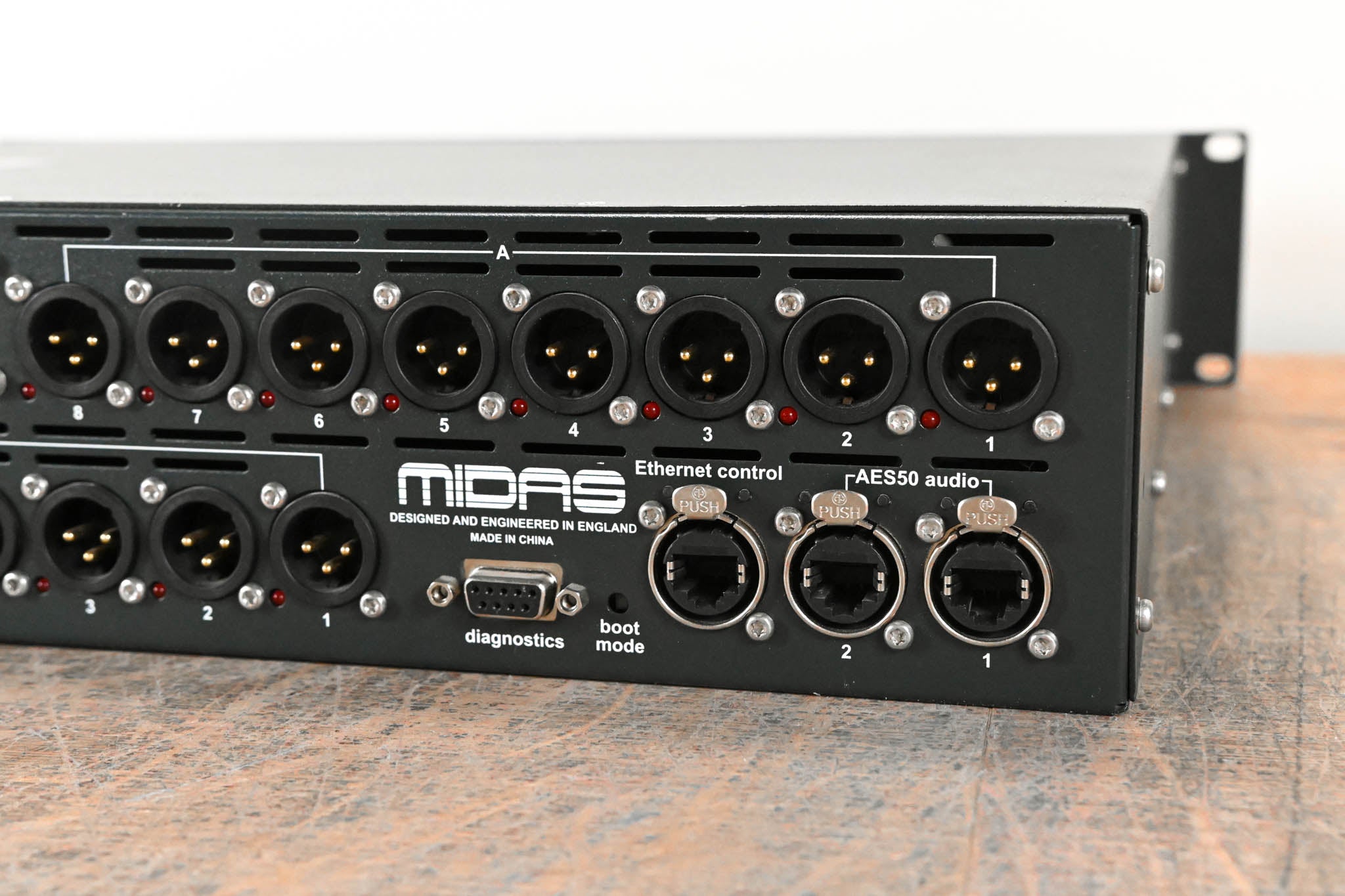 Midas DL152 PRO Series 24-Output Stage Box