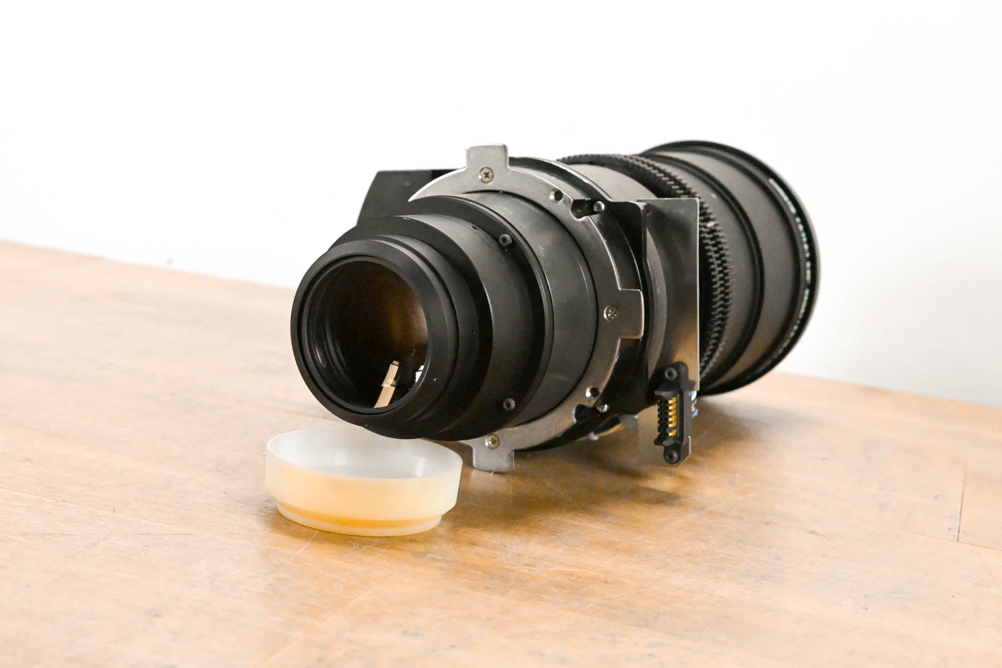 Christie 7.5-11.2:1 0.95" SXGA+ / 6.9-10.4:1 0.95" HD Zoom Lens