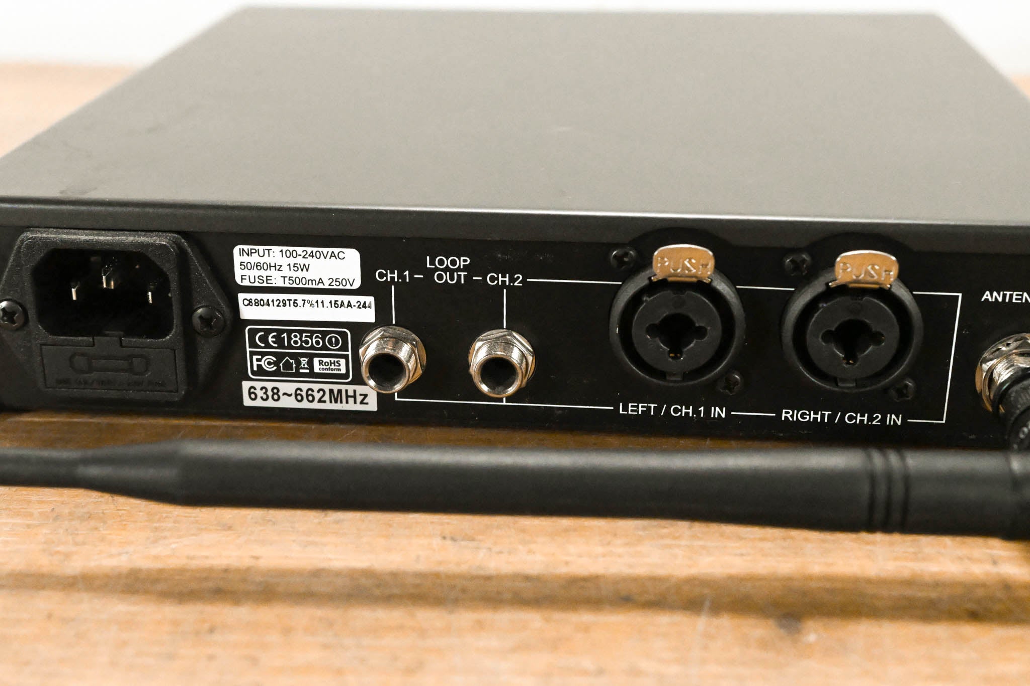 Carvin EM900 Wireless IEM System with EM901 Bodypack - 638-662 MHz
