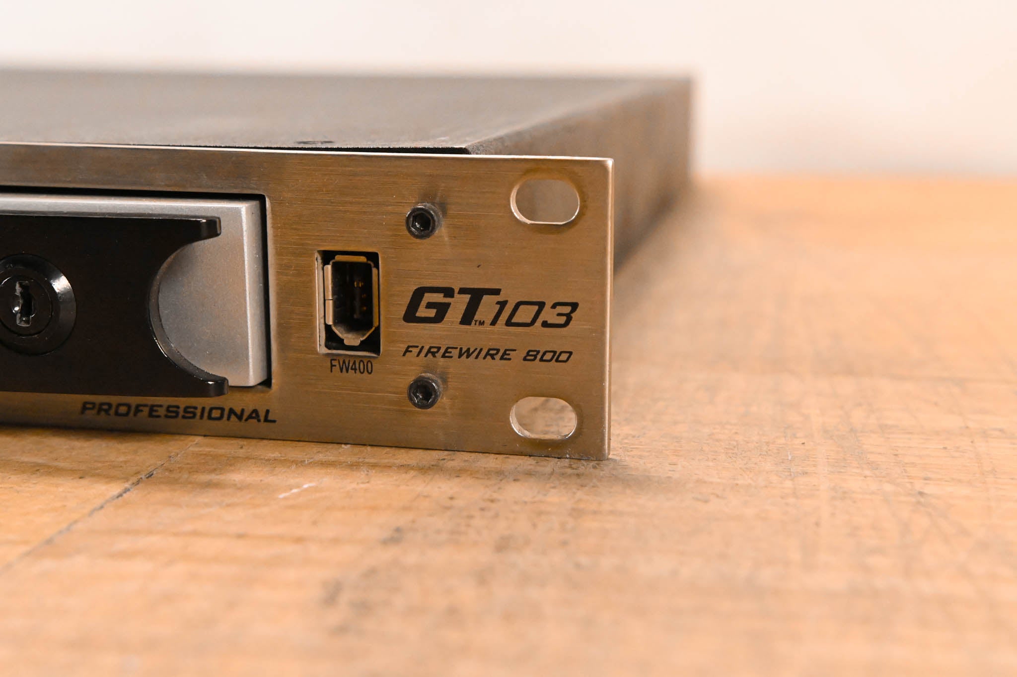 Glyph GT103 Firewire 800 3 Bay Hard Drive Docking Station (NO KEYS)