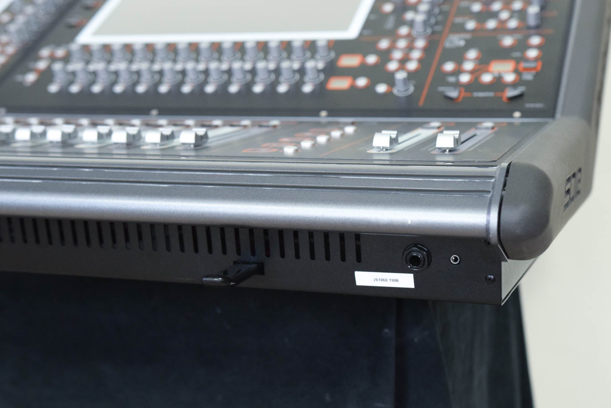 DiGiCo SD12 Digital Mixing Console