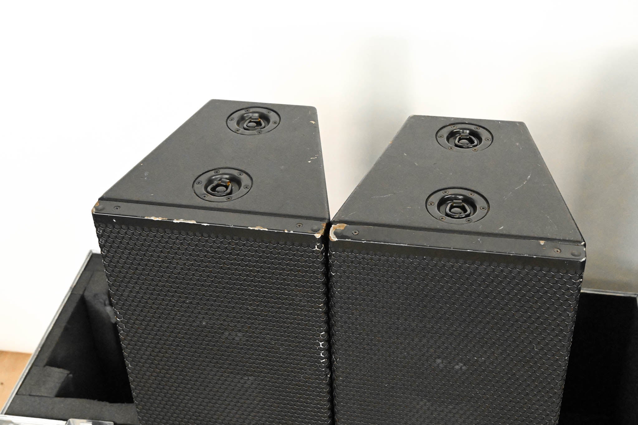 Meyer Sound UPA-1P Compact Wide Coverage Loudspeaker (PAIR)