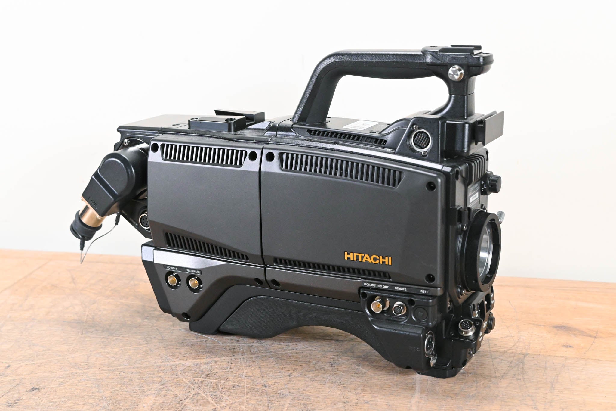 Hitachi Z-HD5000 HDTV Camera with CA-HF1000 Camera Adaptor