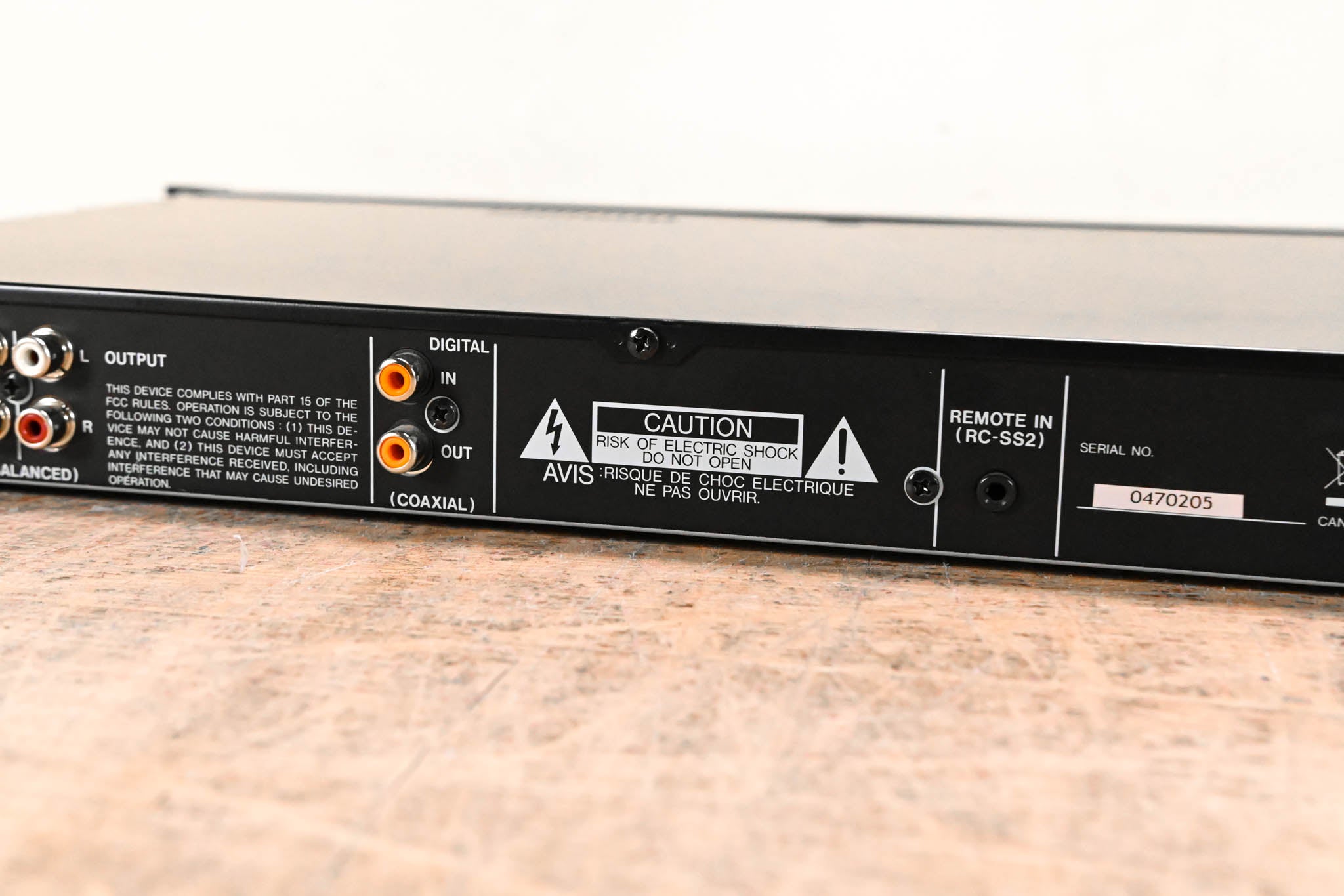 TASCAM SS-R100 Solid State Digital Digital Audio Recorder