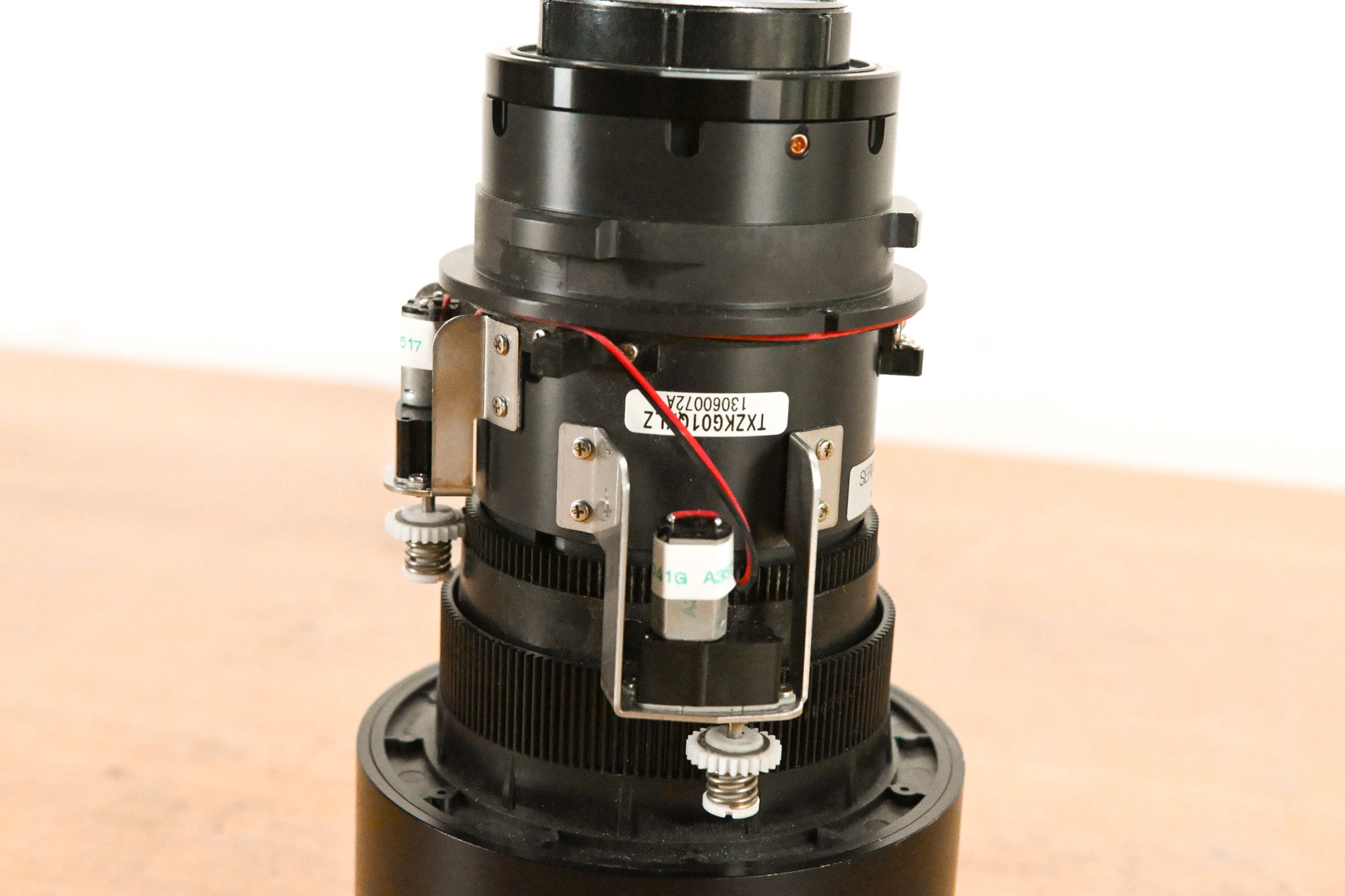 Panasonic ET-DLE250 1-Chip DLP Projector Fixed Zoom Lens
