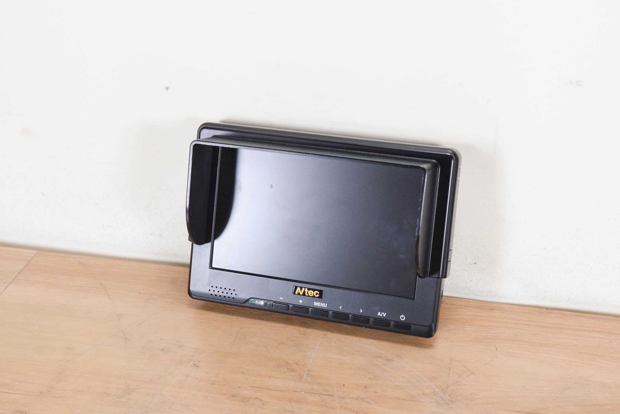 Avtec 7-inch HDMI HD Video Monitor for Camcorder