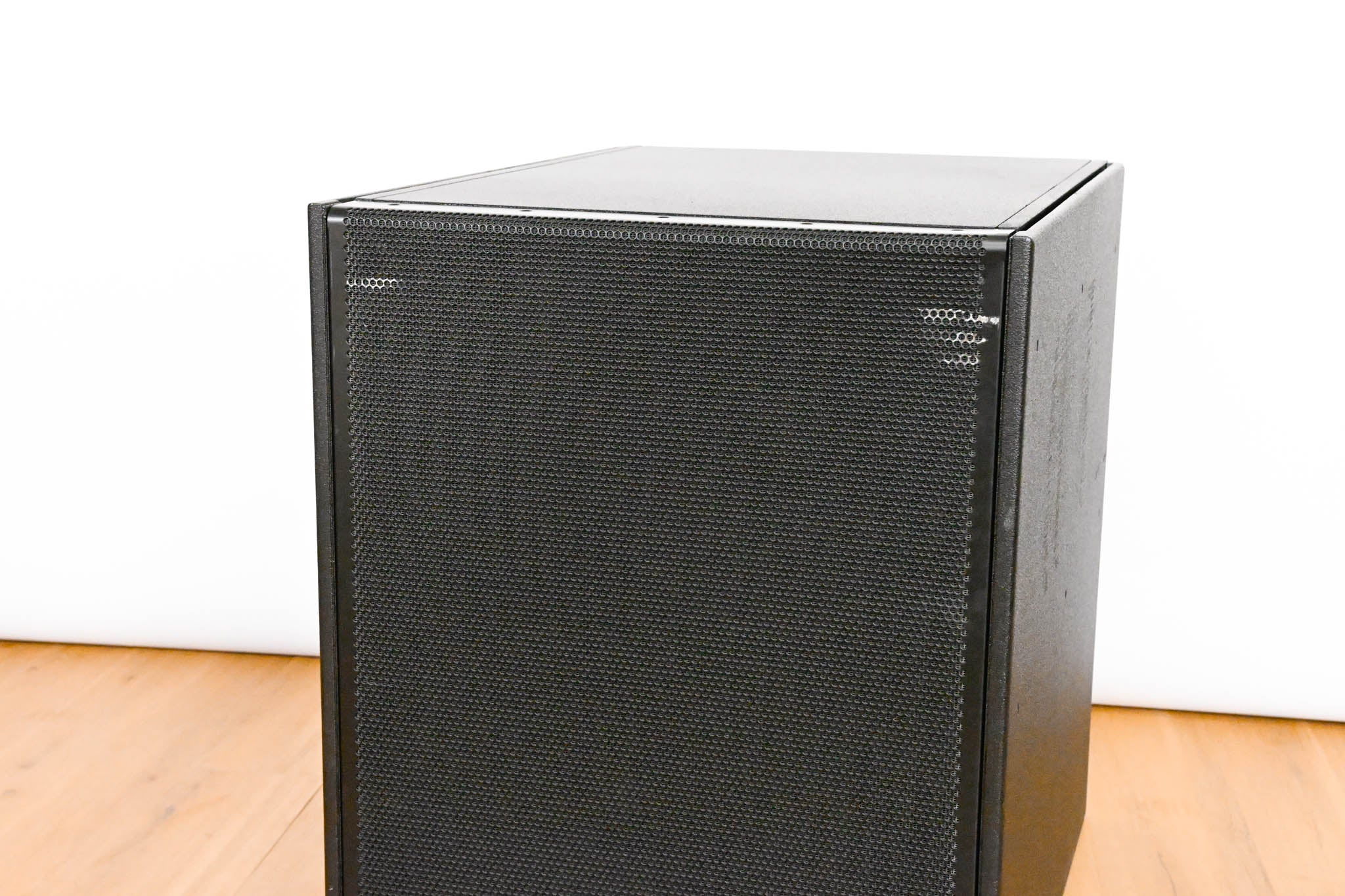 Electro-Voice (EV) EVA-2151D Dual 15" Passive Line Array Subwoofer