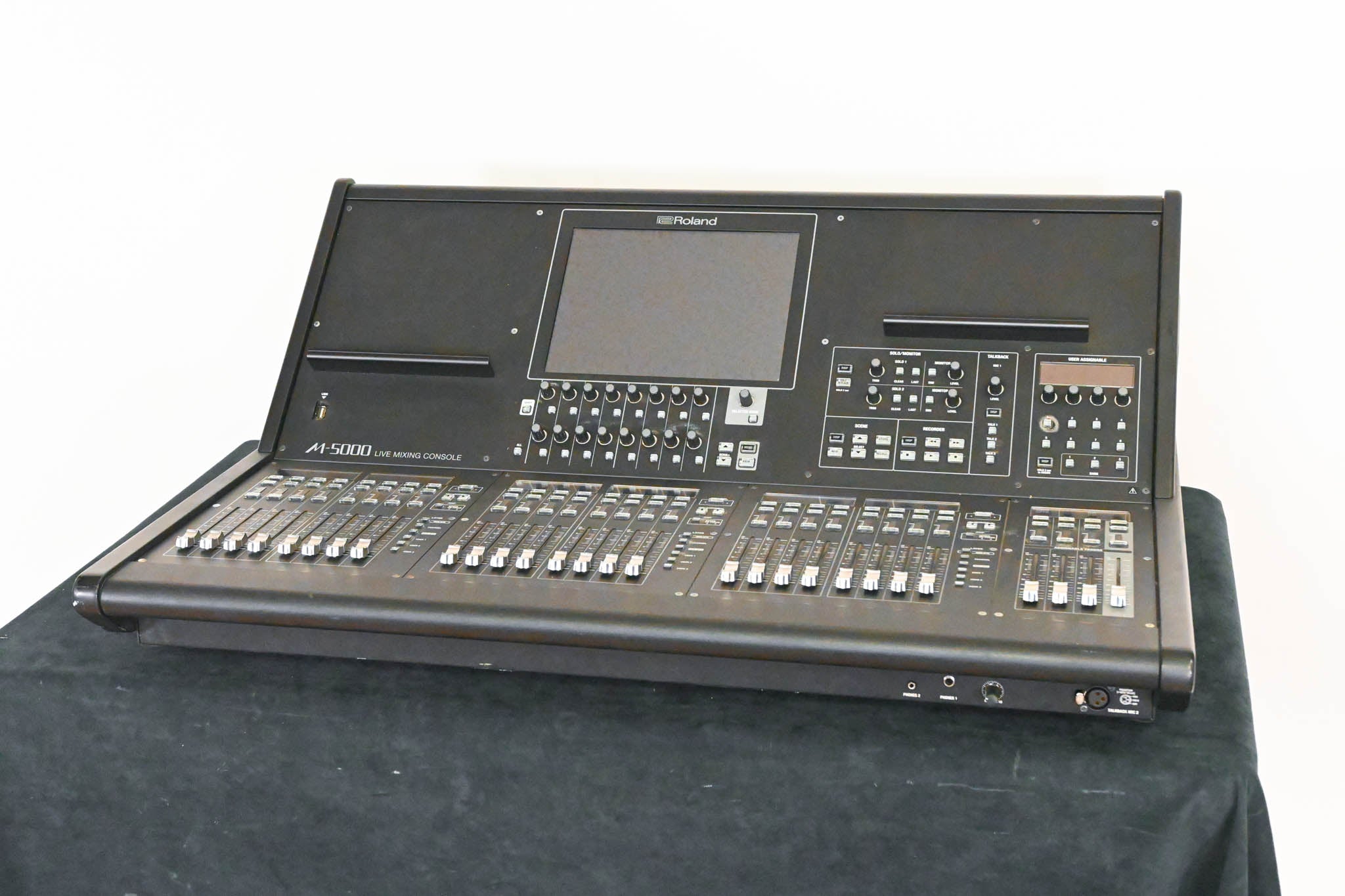 Roland M-5000 Live Mixing Console