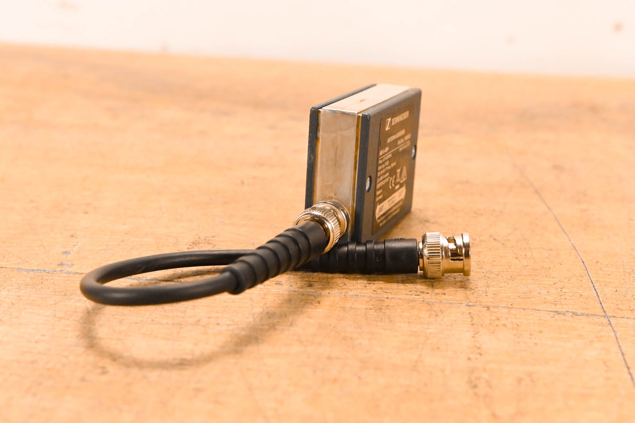 Sennheiser AB 4-AW+ Antenna Booster - 470 to 558 MHz