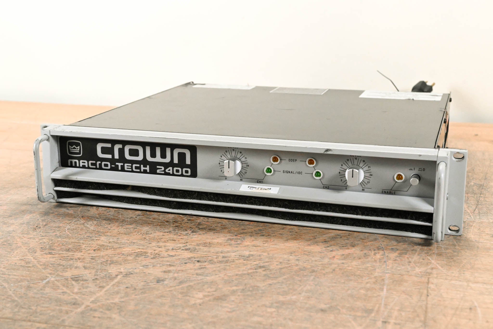 Crown Macro-Tech 2400 2-Channel Power Amplifier