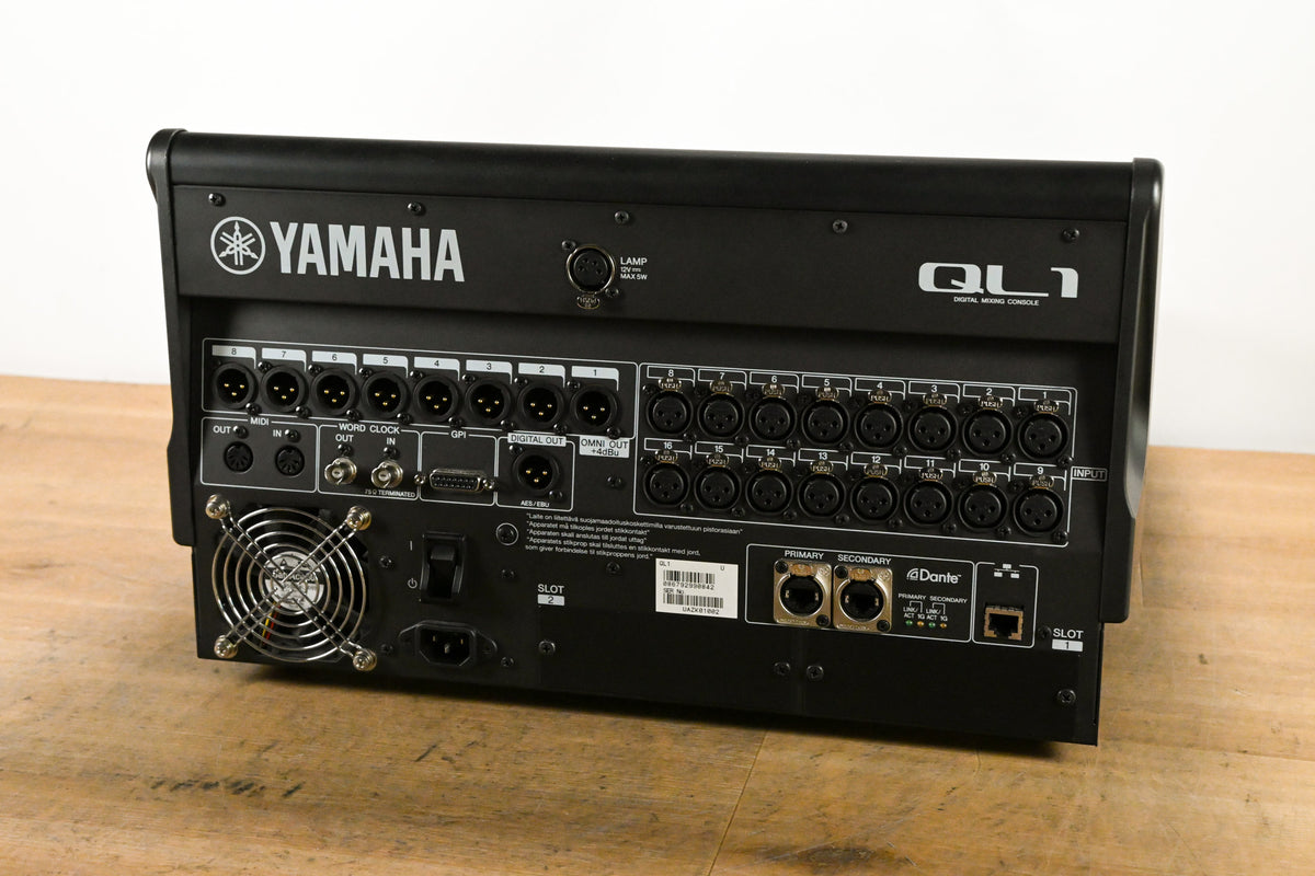 Yamaha QL1 16-Input / 8-Output Digital Mixing Console