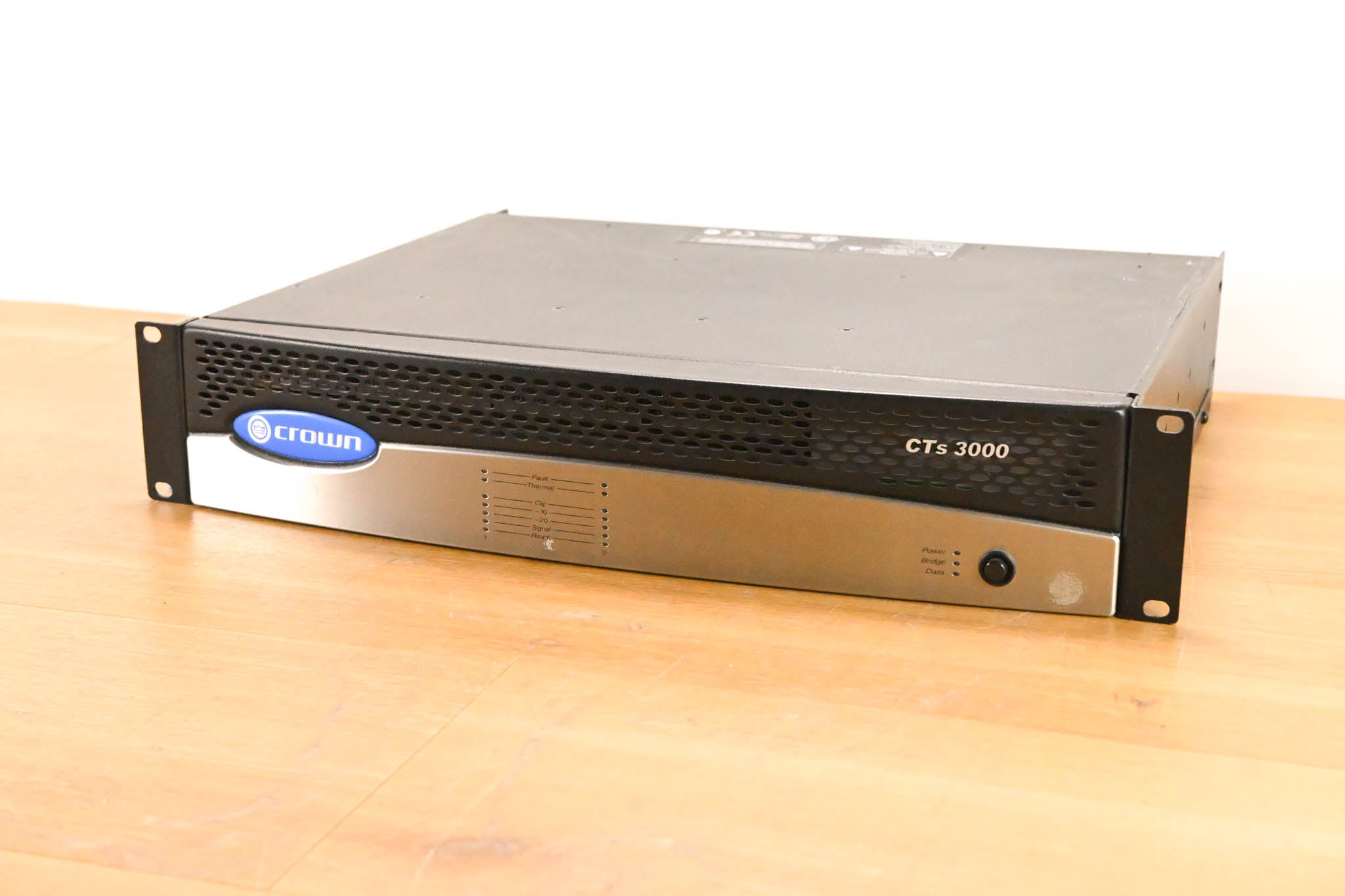 Crown CTs 3000 Two-Channel 1500W Power Amplifier