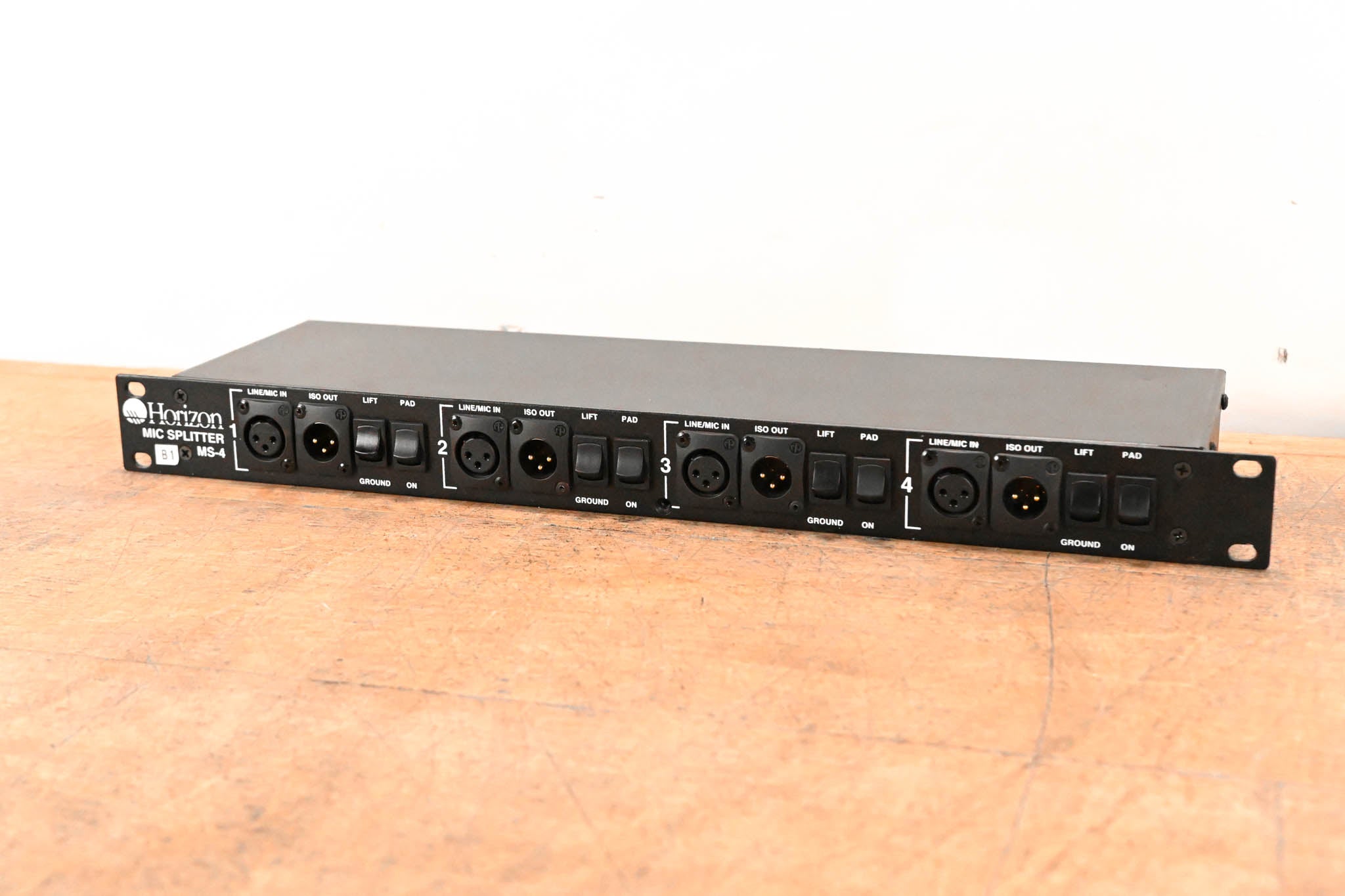Horizon MS-4 4-Channel Rackmount Mic Splitter