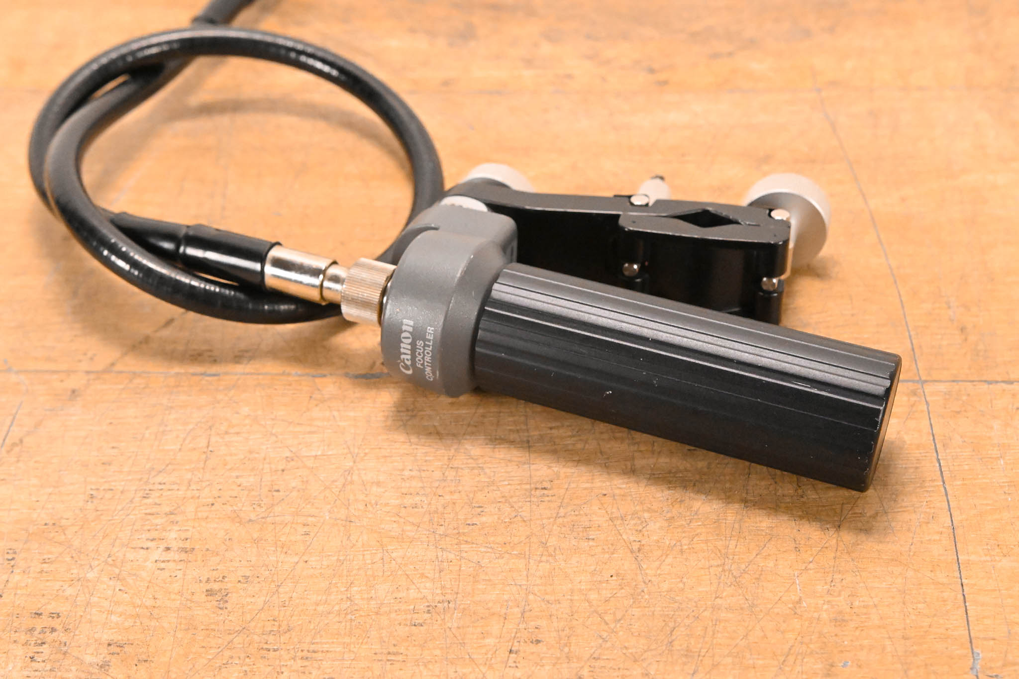 Canon FFC-200 Focus Manual Controller with CR-10 Clamper