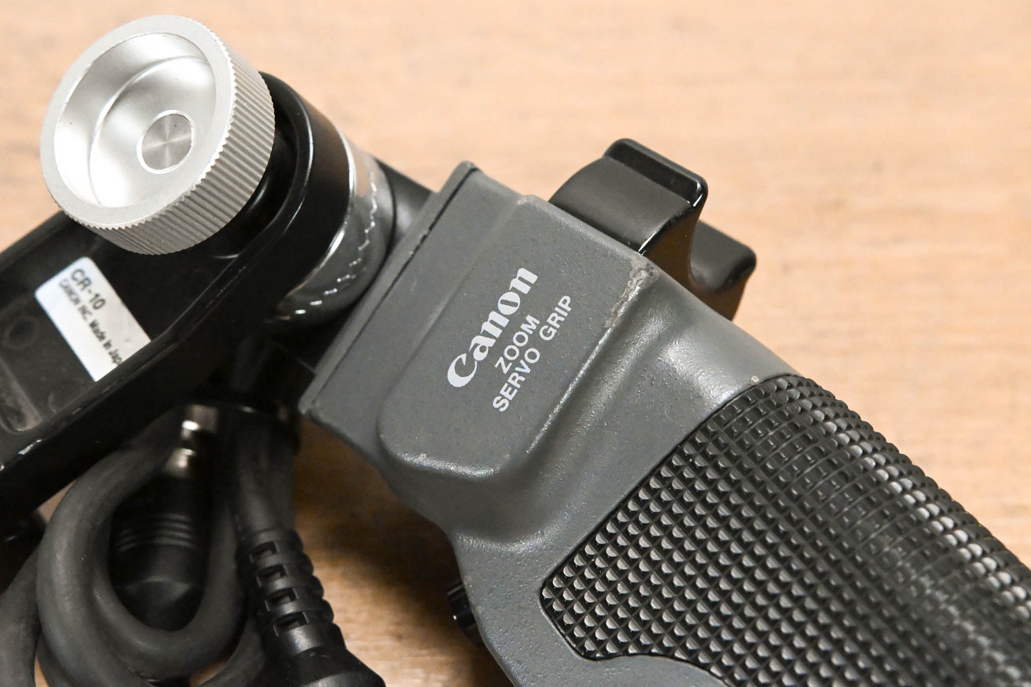 Canon ZSG-200M Zoom Servo Grip Controller w/ CR-10 Clamper