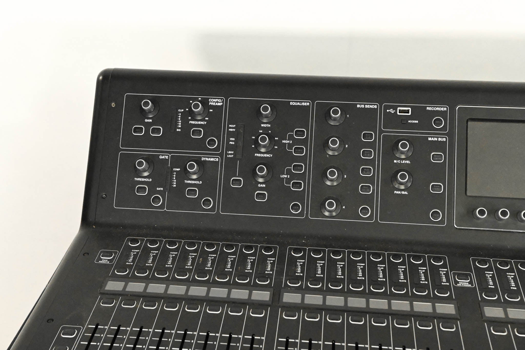 Midas M32 40-Channel Digital Audio Mixing Console
