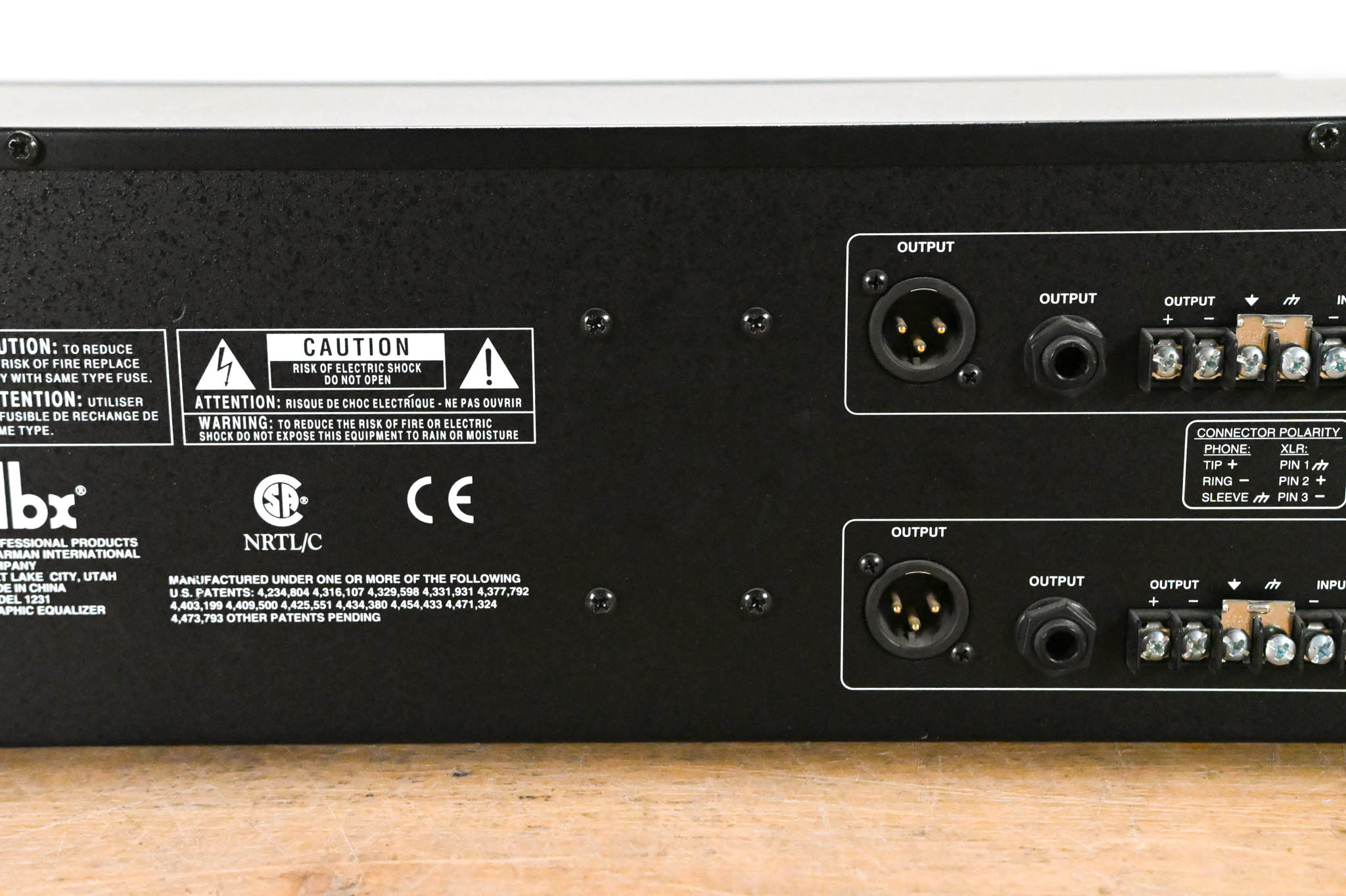 dbx 1231 Dual-Channel 31-Band Graphic Equalizer