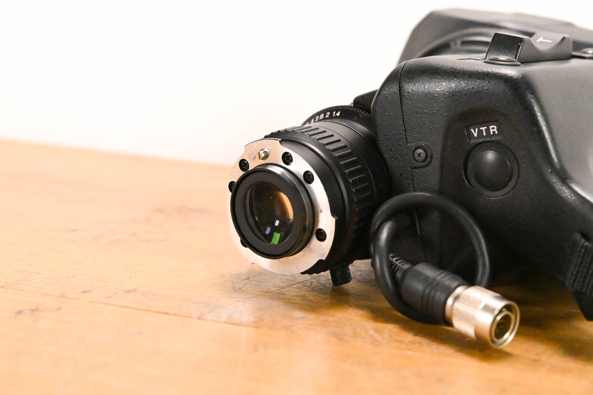 Fujinon Th16x5.5BRMU 1/3" Broadcast Zoom Lens - 1:1.4/5.5-88mm