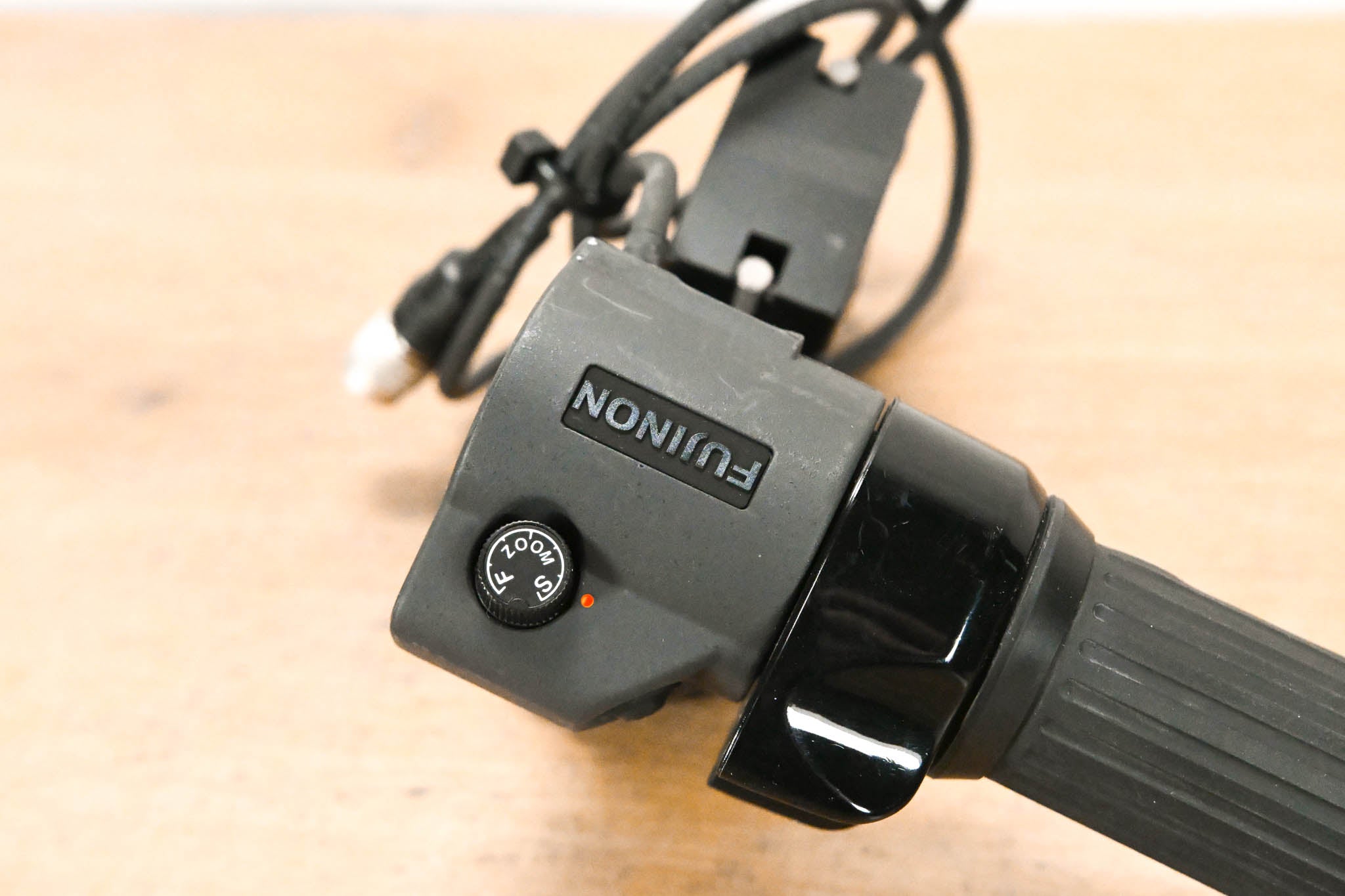 Fujinon ERD-20A-A02 Zoom Demand with MCA-7 Mounting Clamp