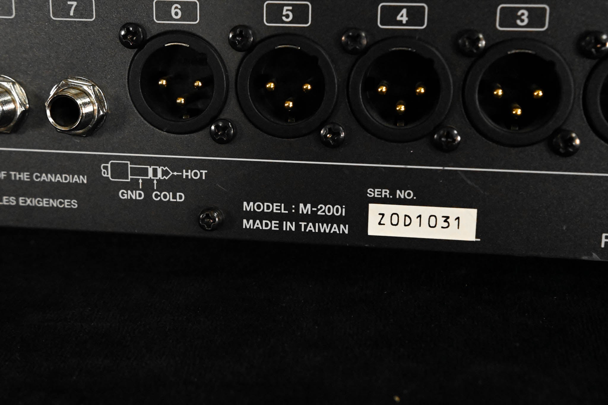 Roland M-200i 32-Channel Live Digital V-Mixer Console