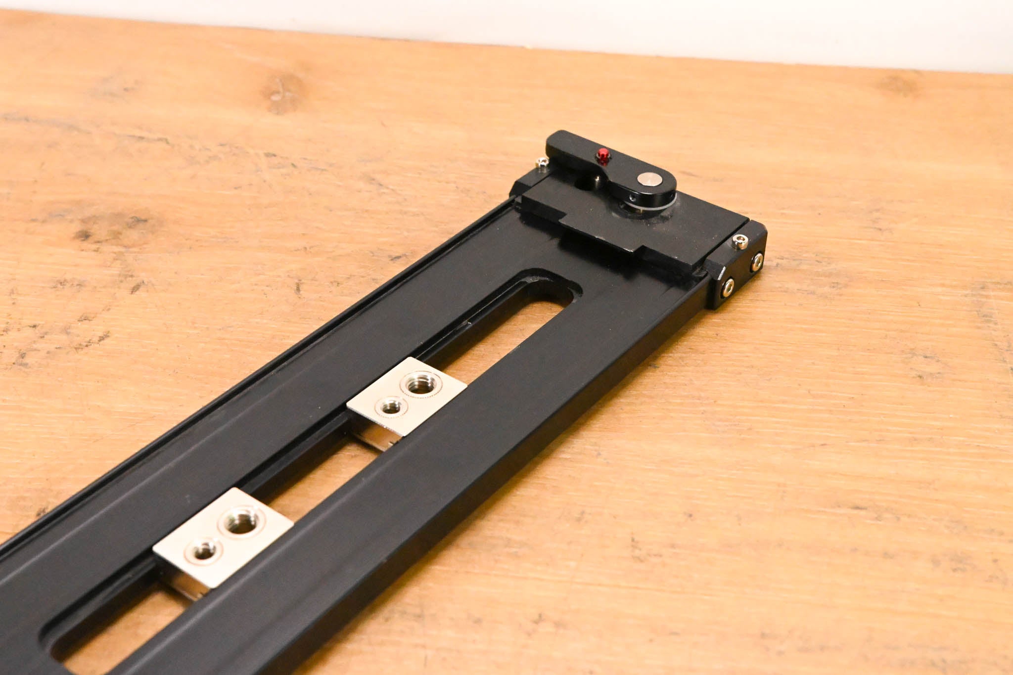 Hitachi TA-Z3 Tripod Quick Release Adapter