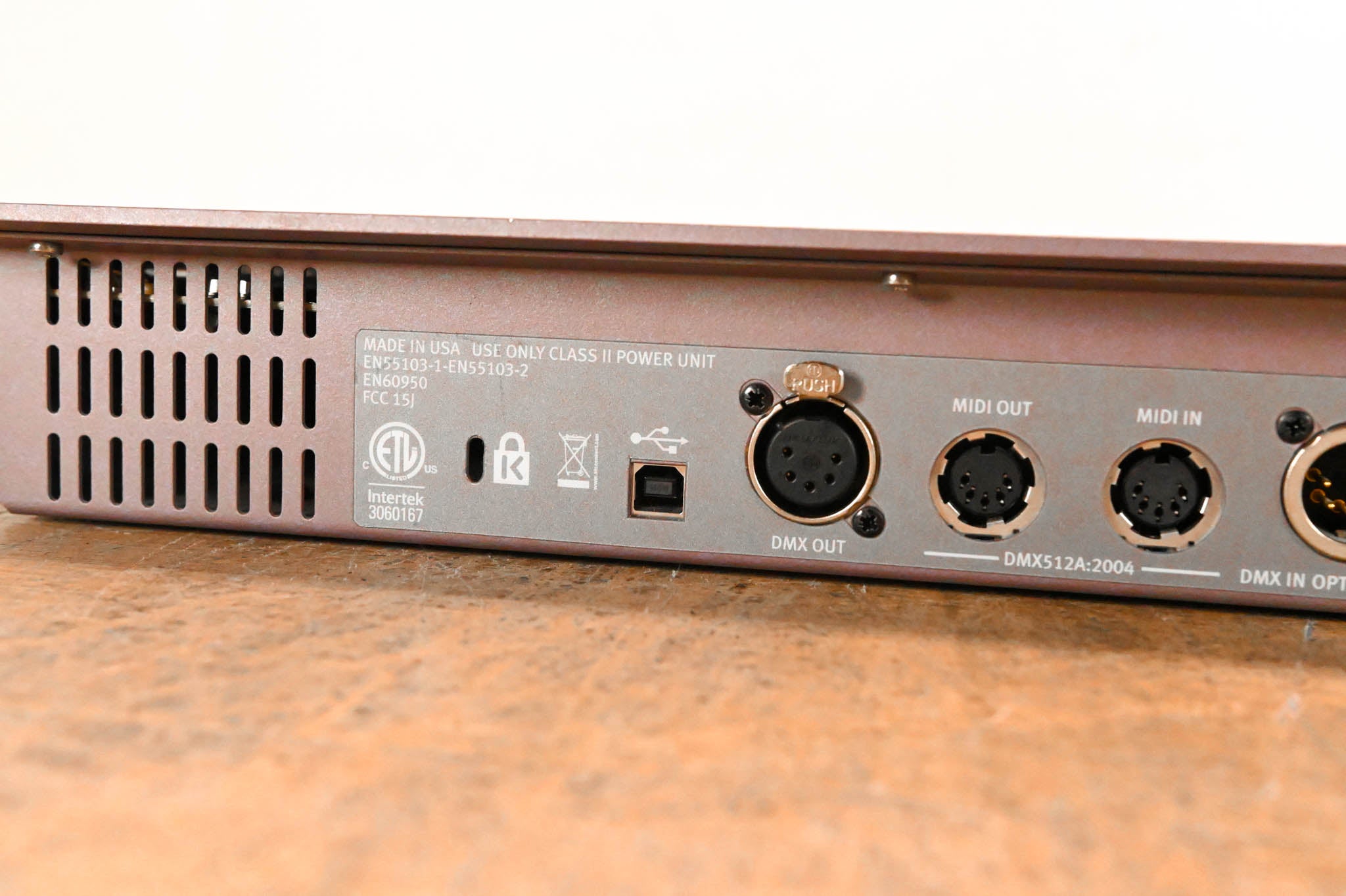 ETC SmartFade 2496 96-Channel Lighting Control Console (NO POWER SUPPLY)