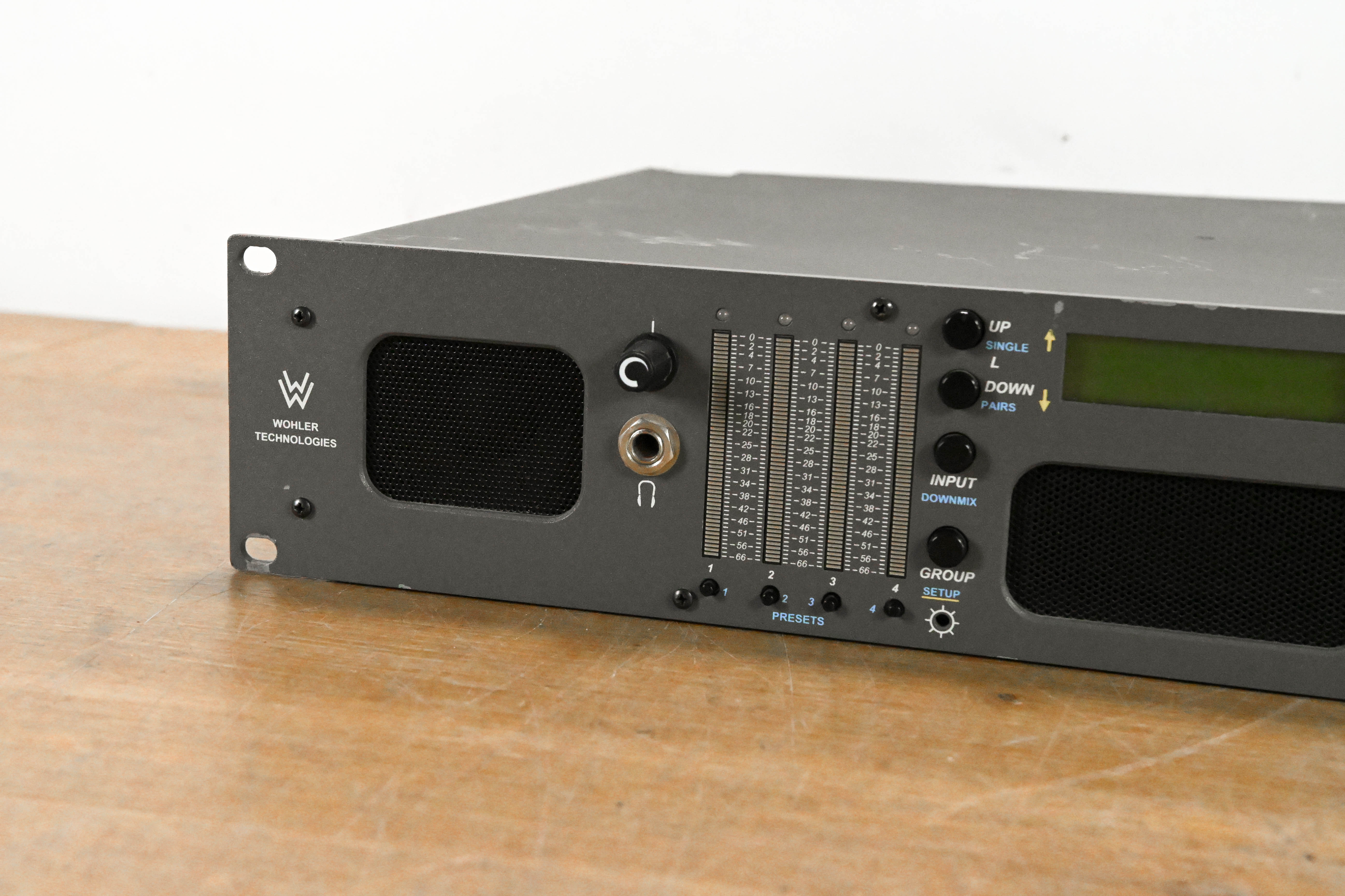 Wohler Technologies AMP2-S8MDA Multi-Format Audio Monitor