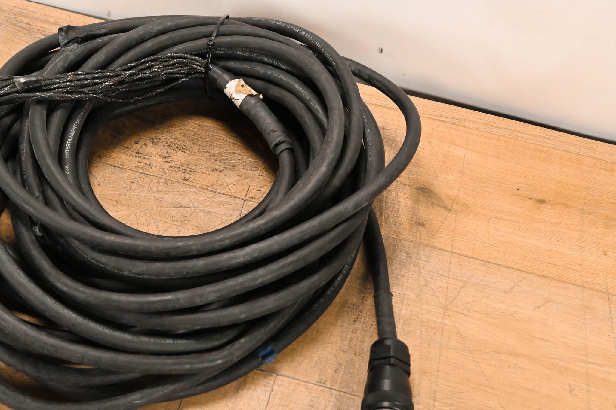 Unbranded DT-12 Female 37-Pin Connector to (12x)XLRM Cable - 75ft