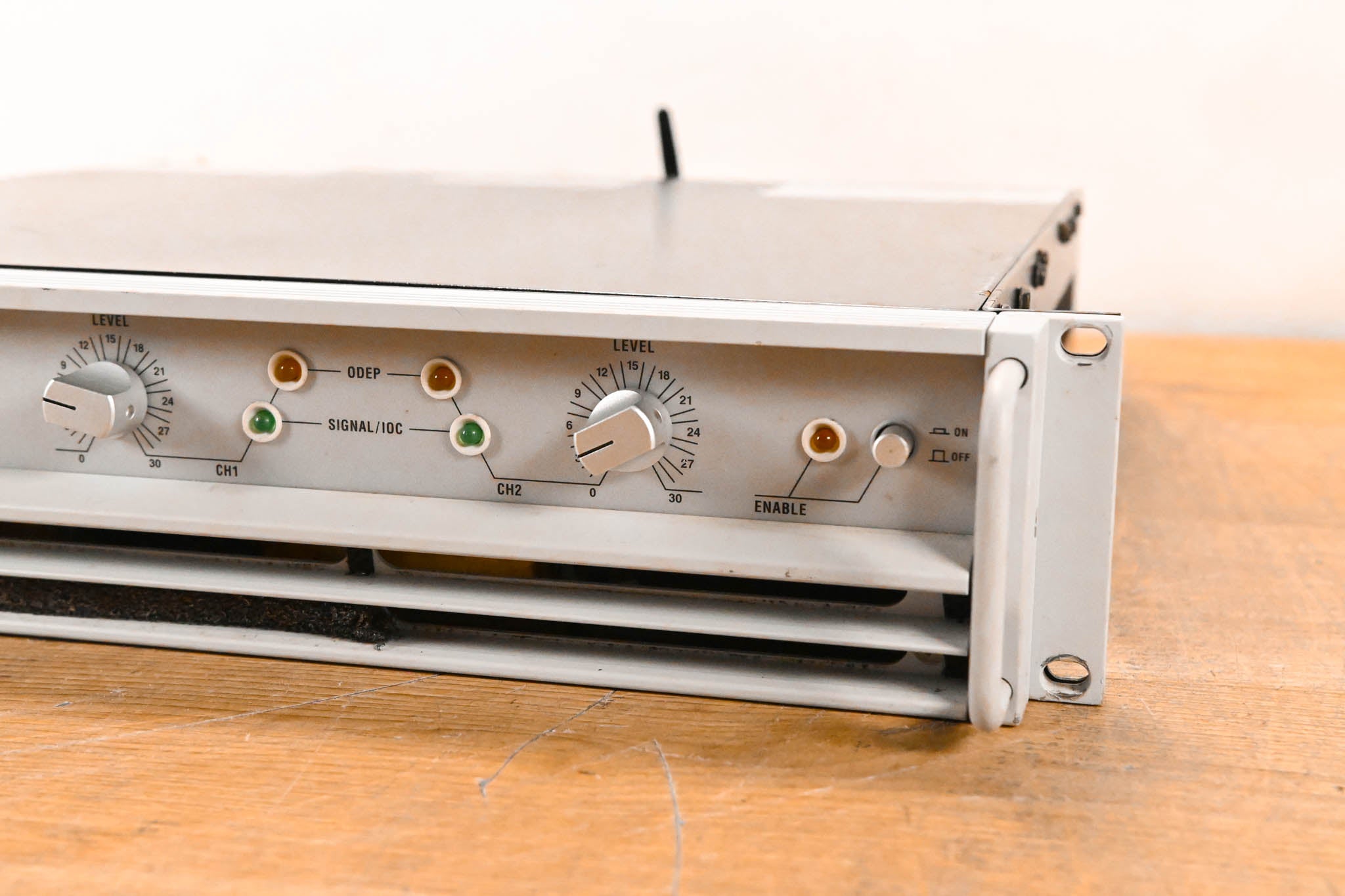 Crown Macro-Tech 3600VZ 2-Channel Power Amplifier