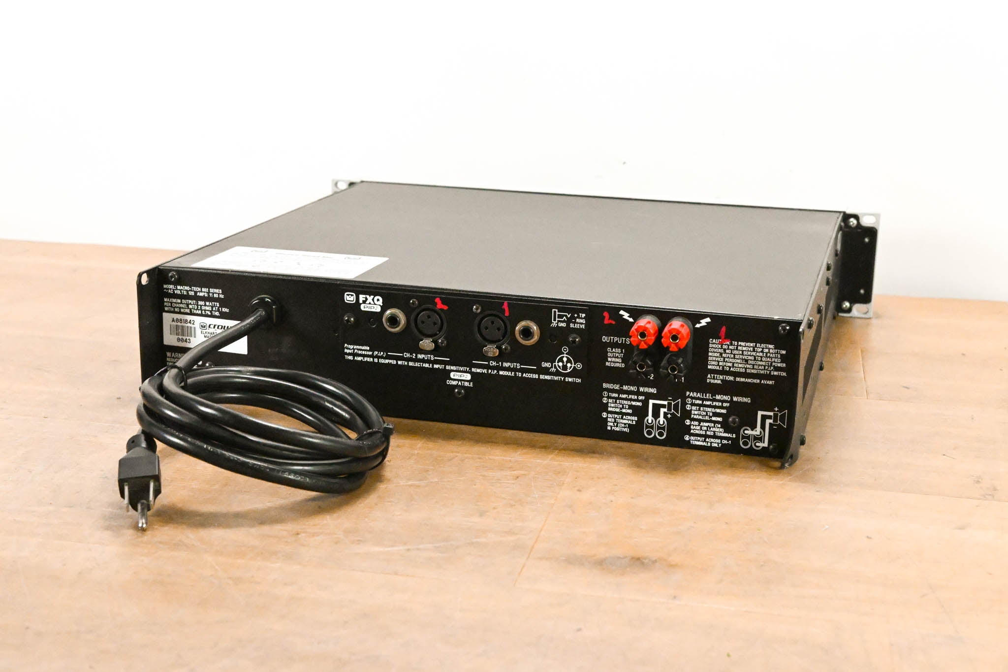 Crown Macro-Tech 602 2-Channel Power Amplifier