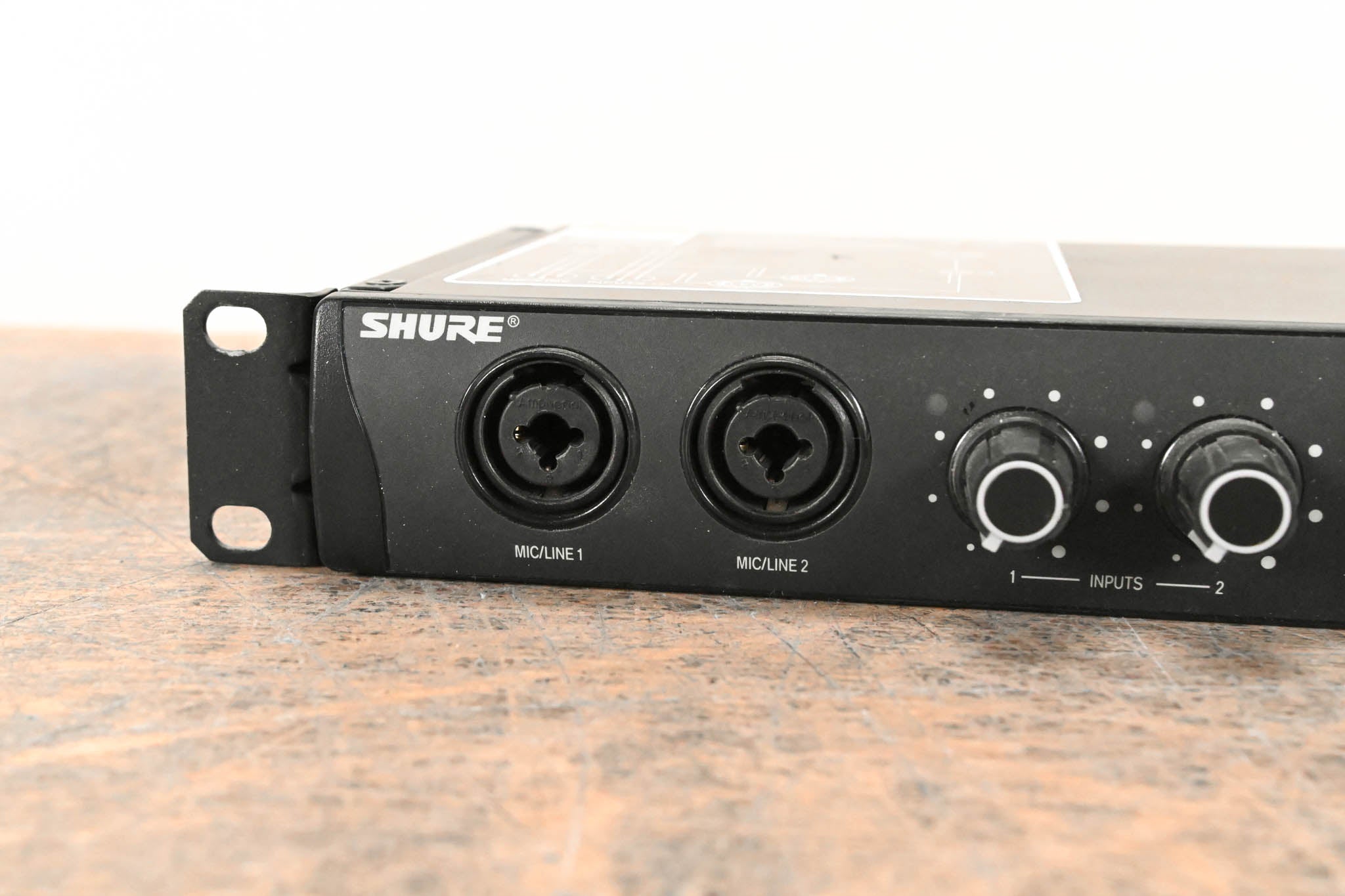 Shure PSM200 In-Ear Personal Monitoring System - H2 Band: 518-554 MHz