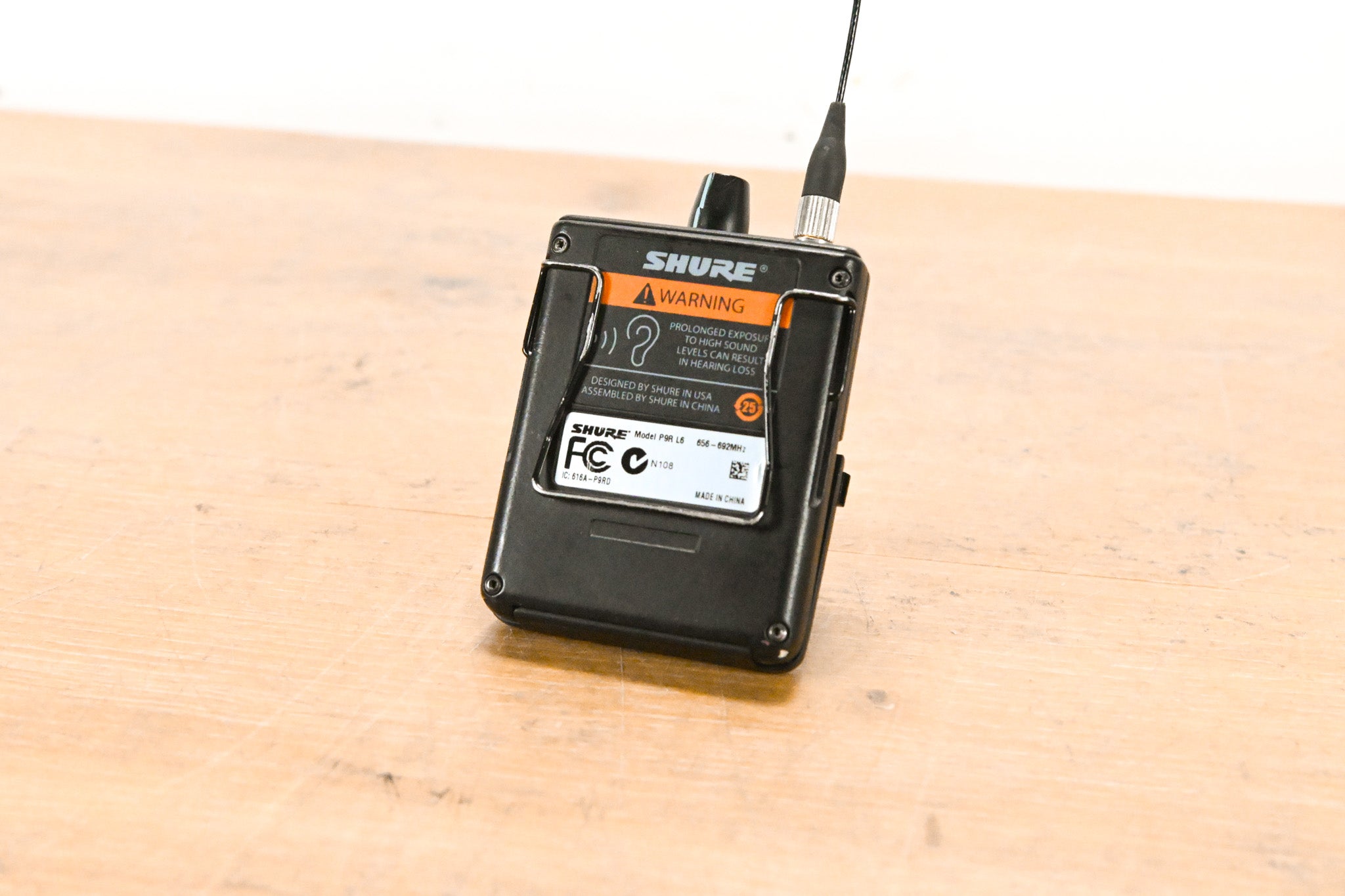 Shure PSM 900 Wireless IEM System L6 Band: 656-692 MHz (NO POWER SUPPLY)