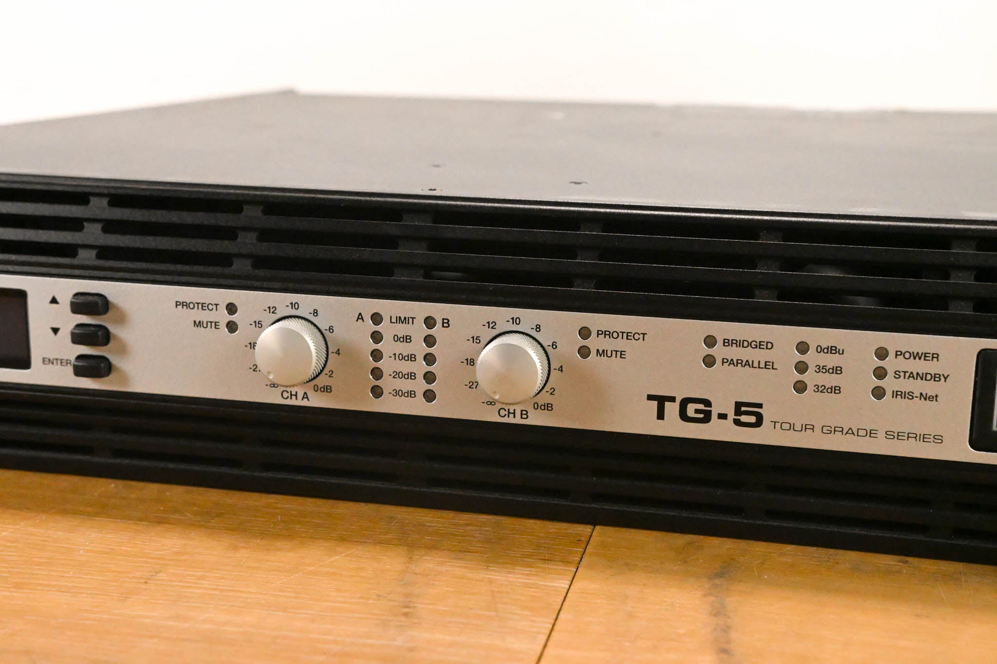 Electro-Voice (EV) TG-5 120V 2-Channel Tour Grade Power Amplifier
