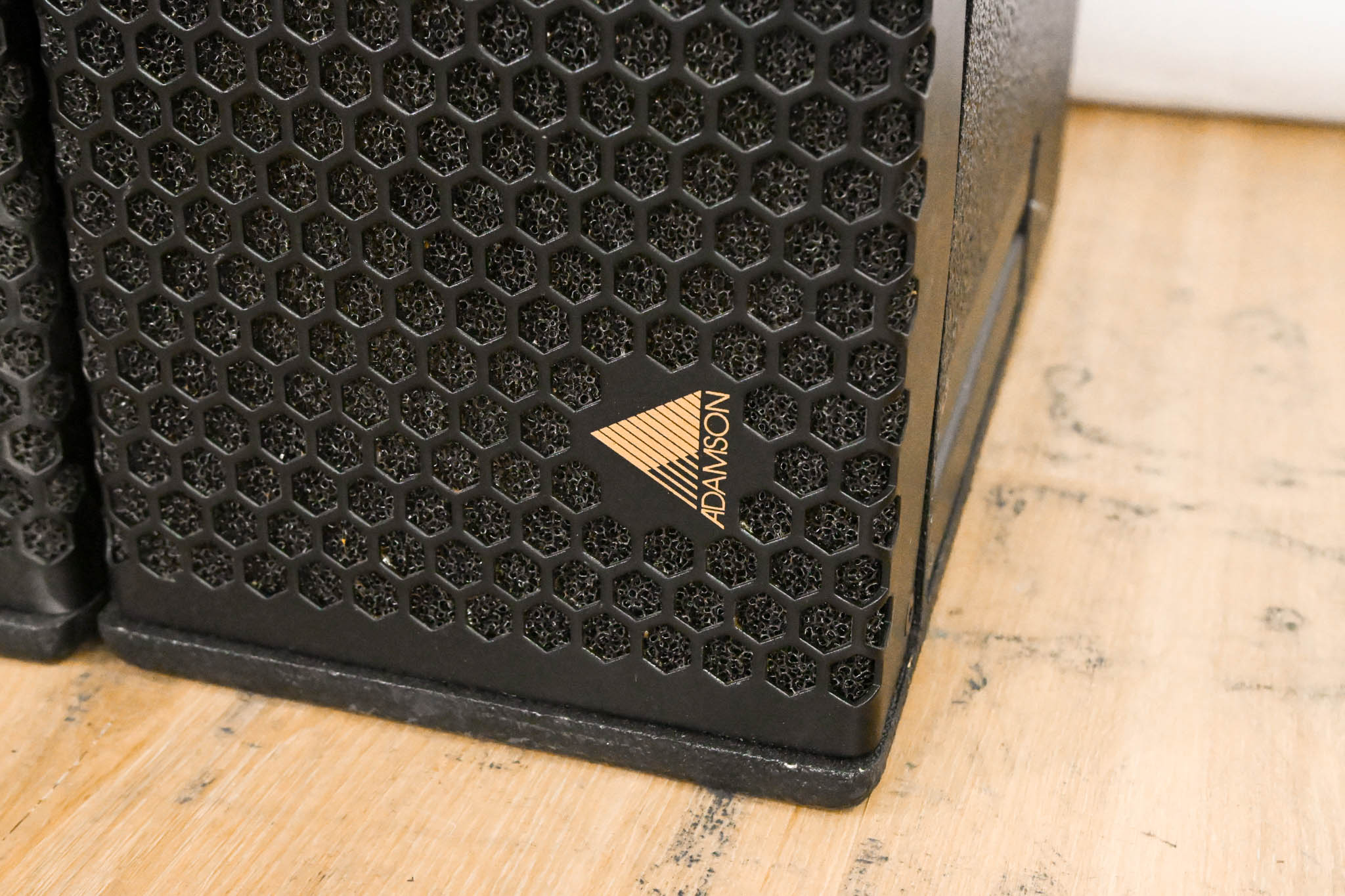 Adamson SpekTrix 3-Way Full Range Line Array Loudspeaker (PAIR)