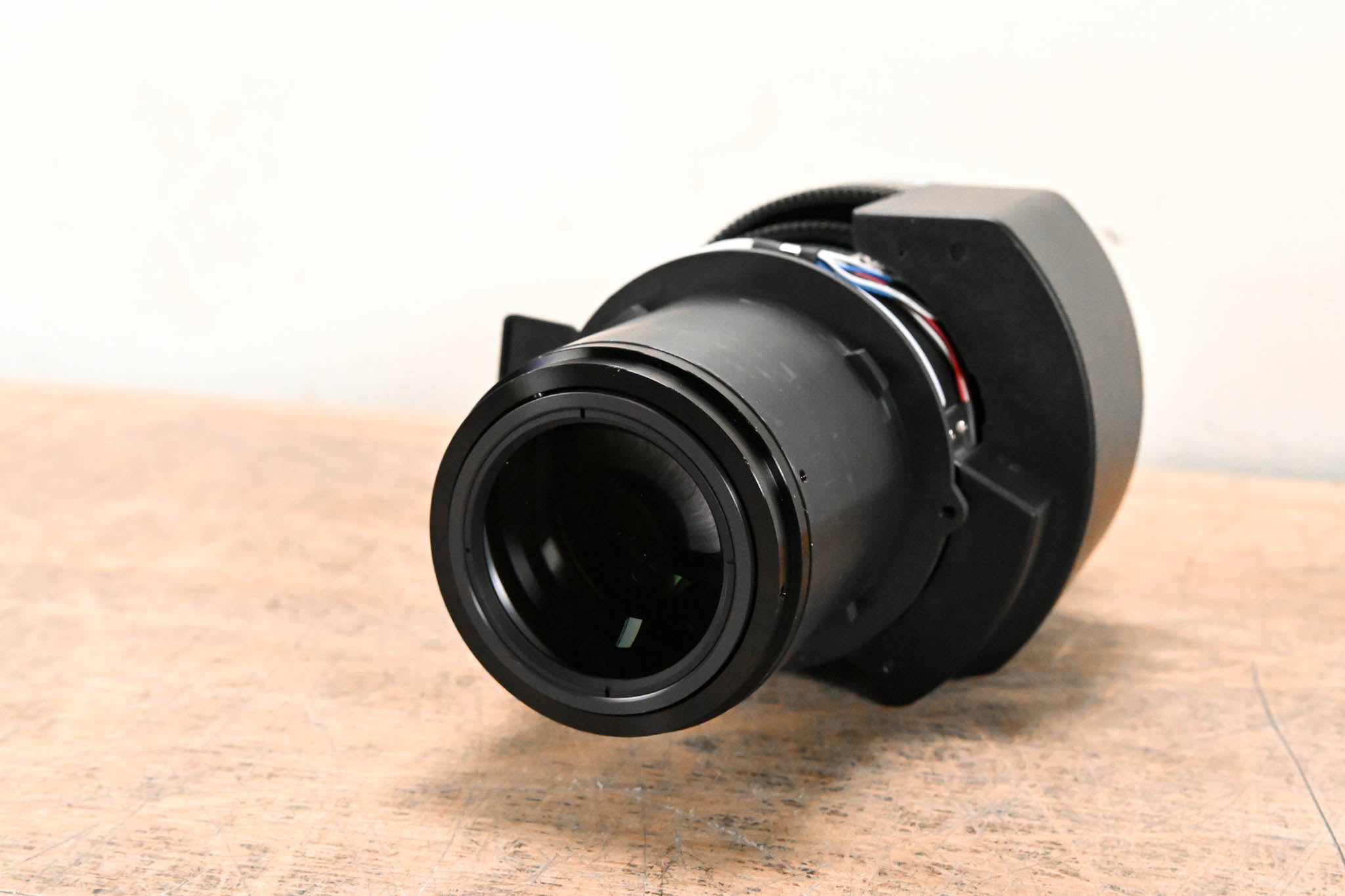 Epson ELPLM15 Middle-Throw Zoom Lens #2
