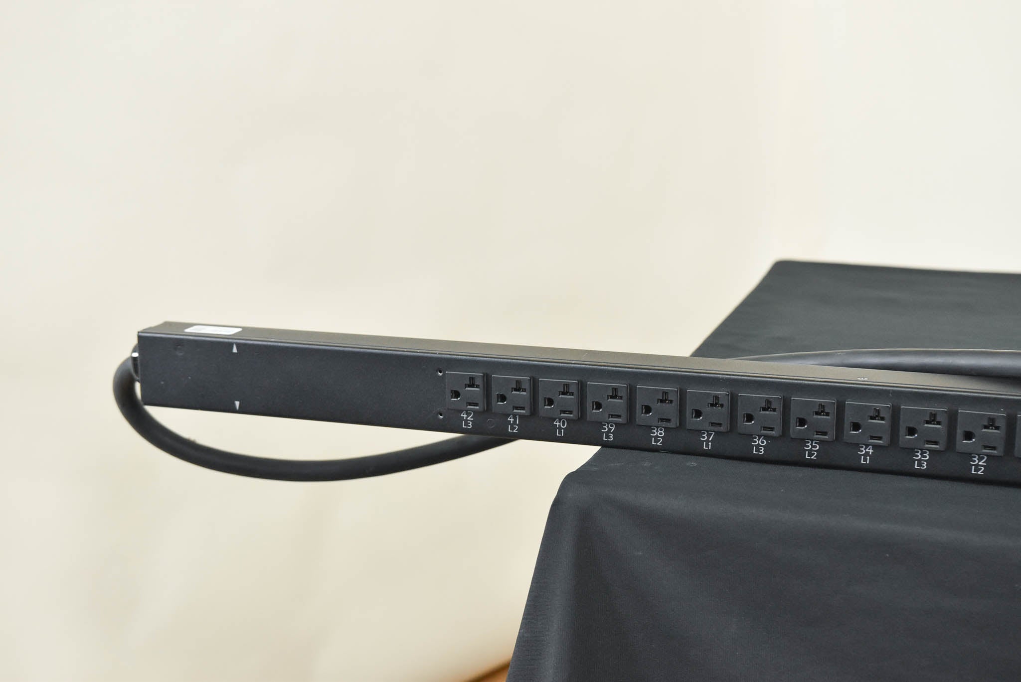 APC AP7862 Metered Rack PDU