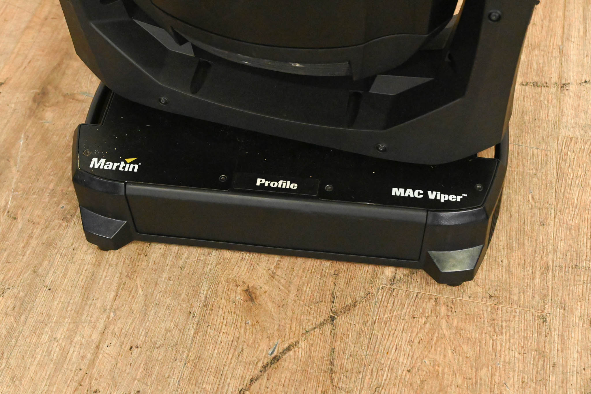 Martin MAC Viper Profile High Output Discharge-Based Moving Light