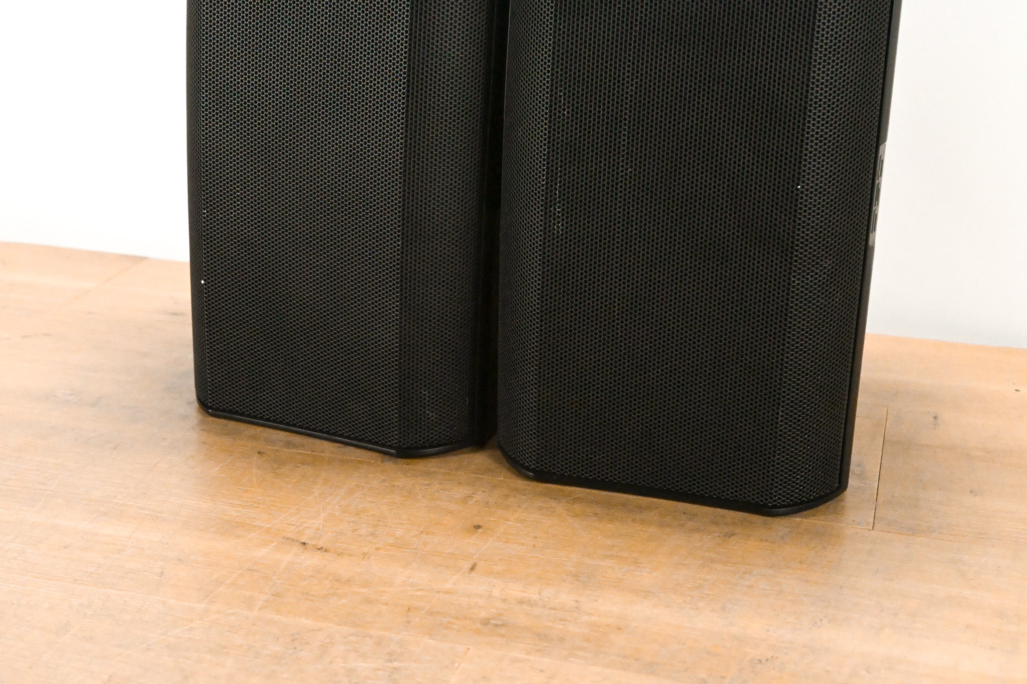 QSC AD-S6T AcousticDesign Series 6.5" 2-Way 150W Loudspeaker (PAIR)