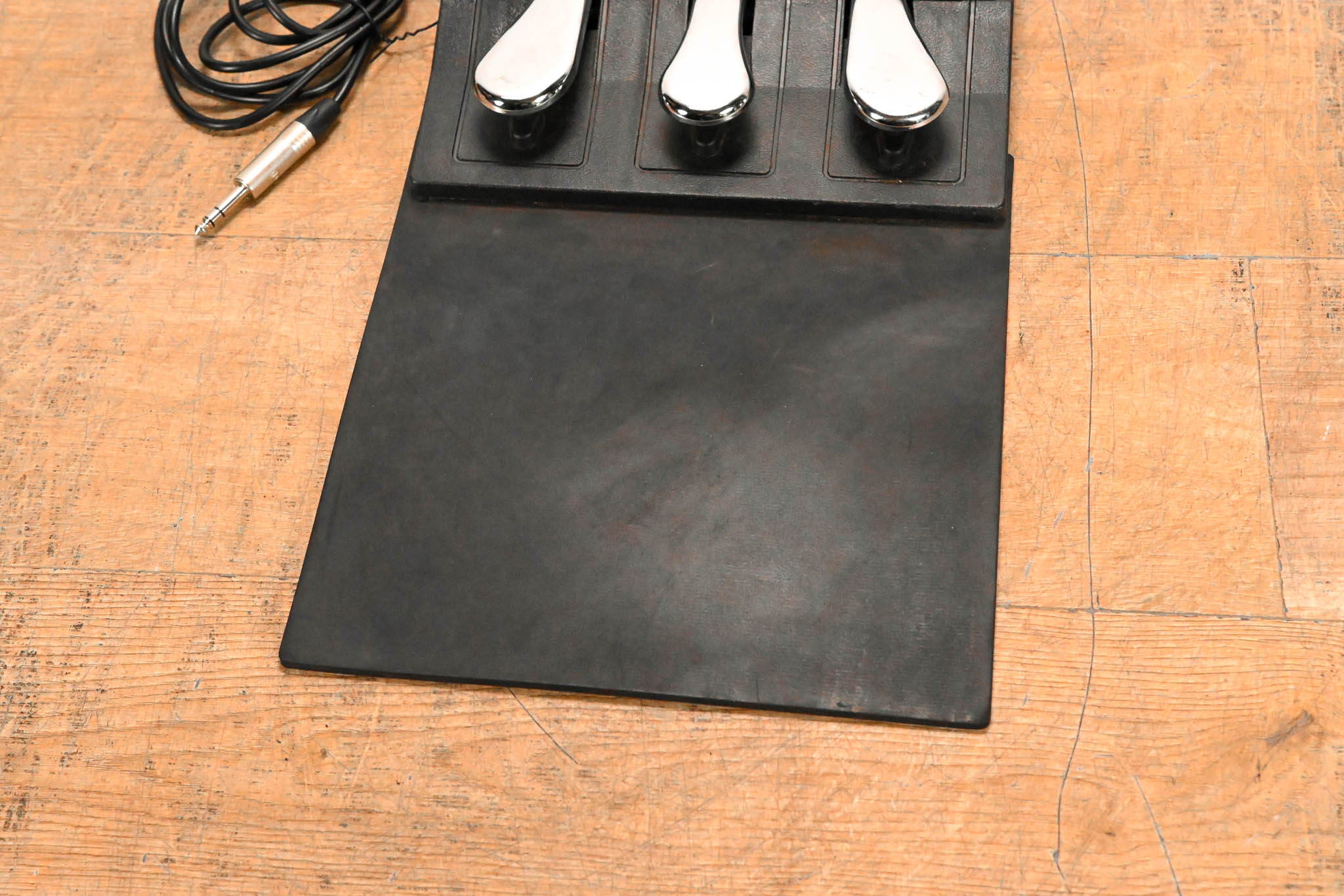 Nord Triple Pedal
