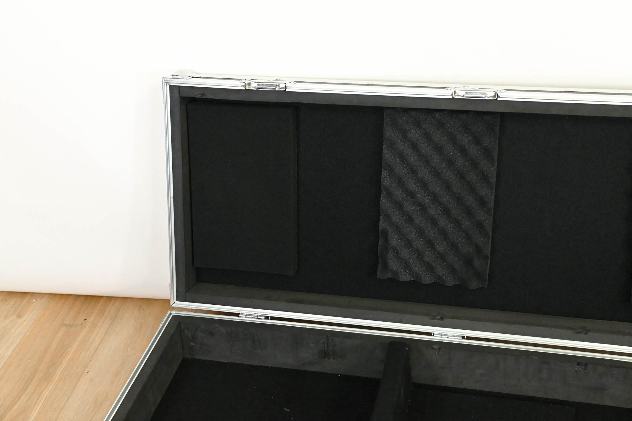 Gator Cases G-TOUR 88 88-Note Keyboard Road Case with Wheels