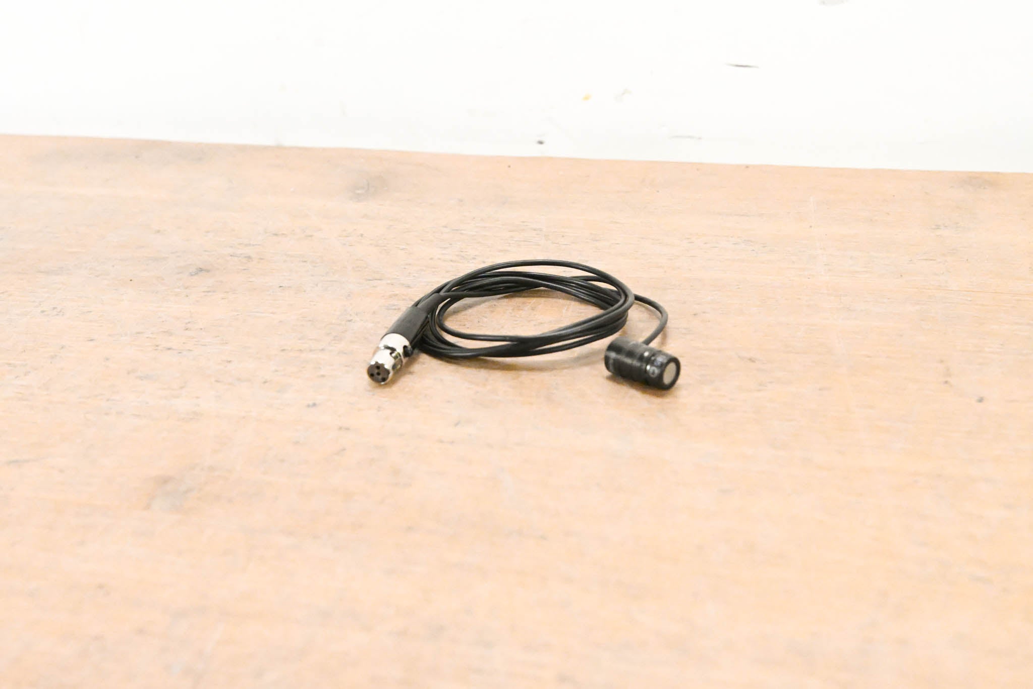 Shure WL185 Cardioid TQG Lavalier Microphone with TA4F Connector
