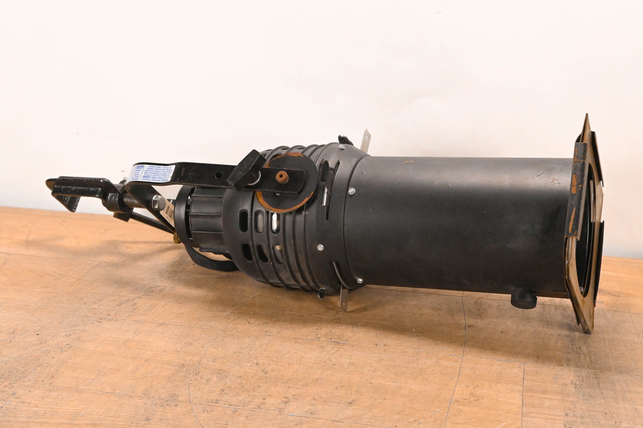 Altman 360Q 6" x 12" 750W Ellipsoidal Light