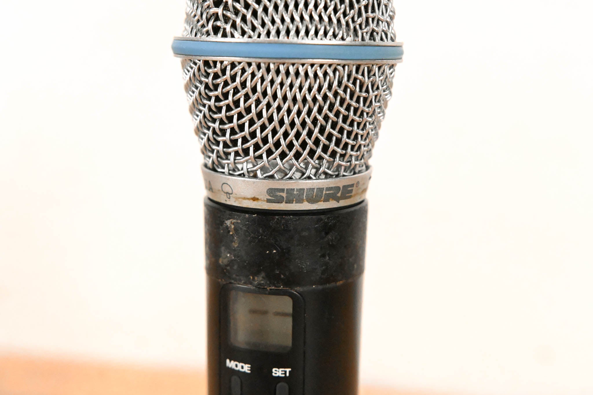 Shure ULX2/BETA87A Wireless Handheld Transmitter - J1 Band: 554-590 MHz