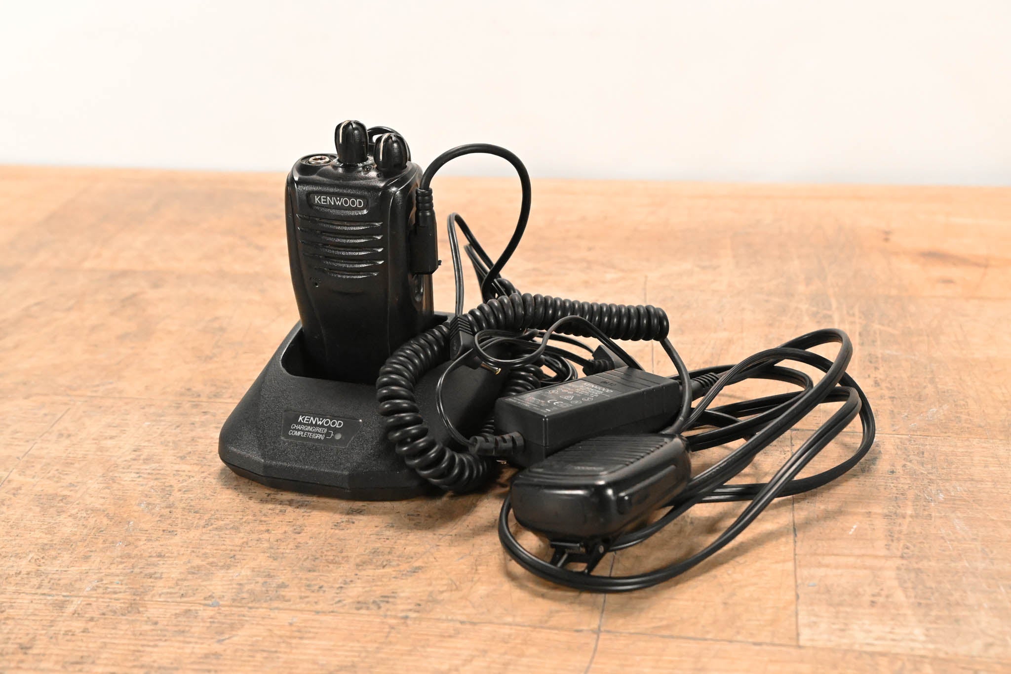 Kenwood TK-3360 UHF Radio with KNB-25A Battery and KSC-25 Charger