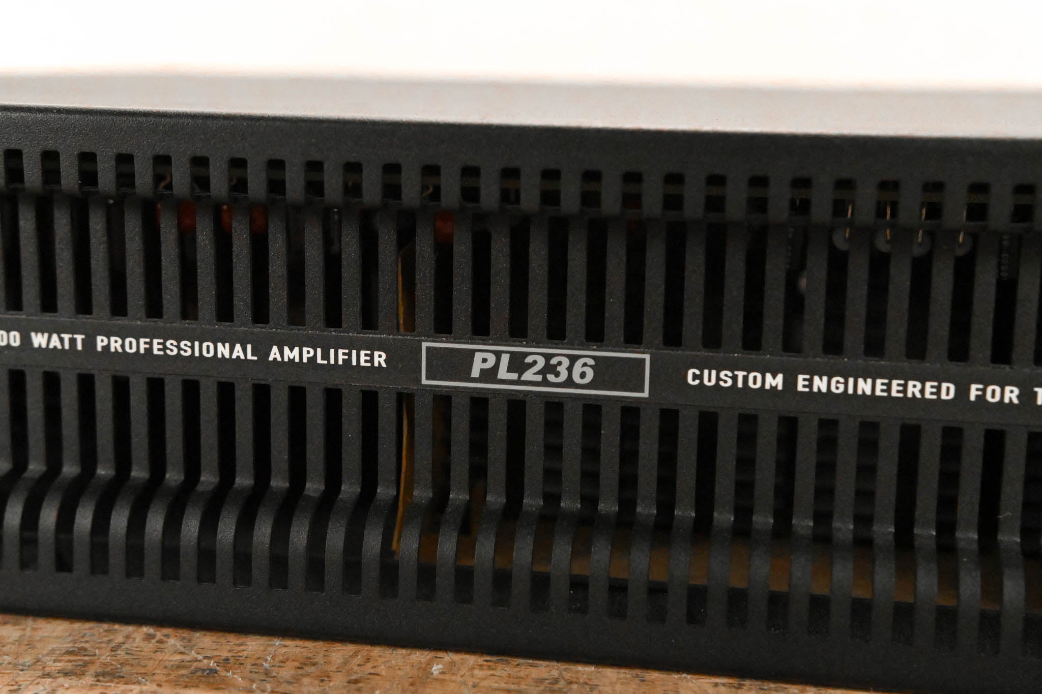 QSC PL236 PowerLight 2 Series 2-Channel Power Amplifier