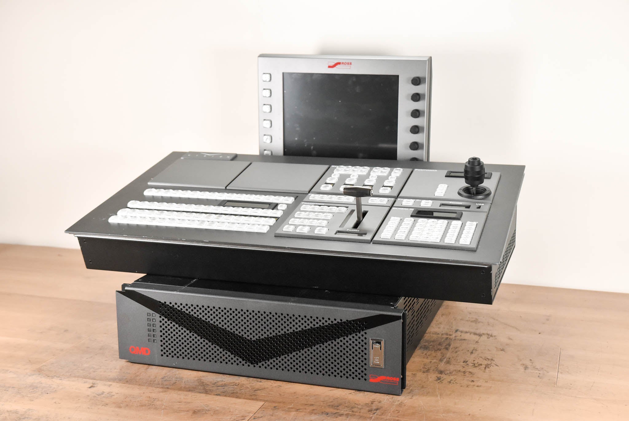Ross Vision QMD 1 M/E Video Switcher w/ Vision 1 Panel CG00YJ9