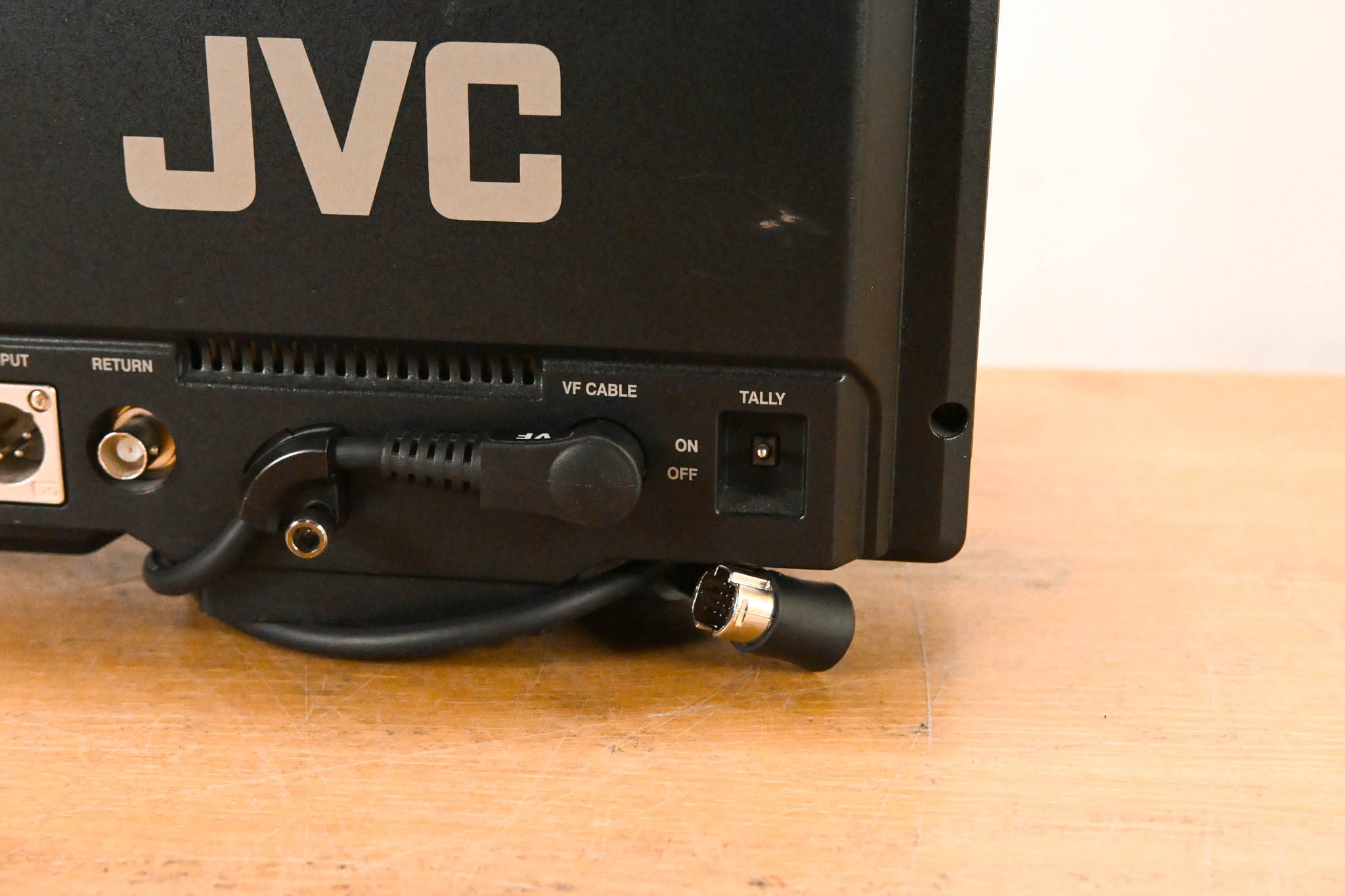 JVC VF-HP840U 8.4-inch HD/SD Studio Viewfinder
