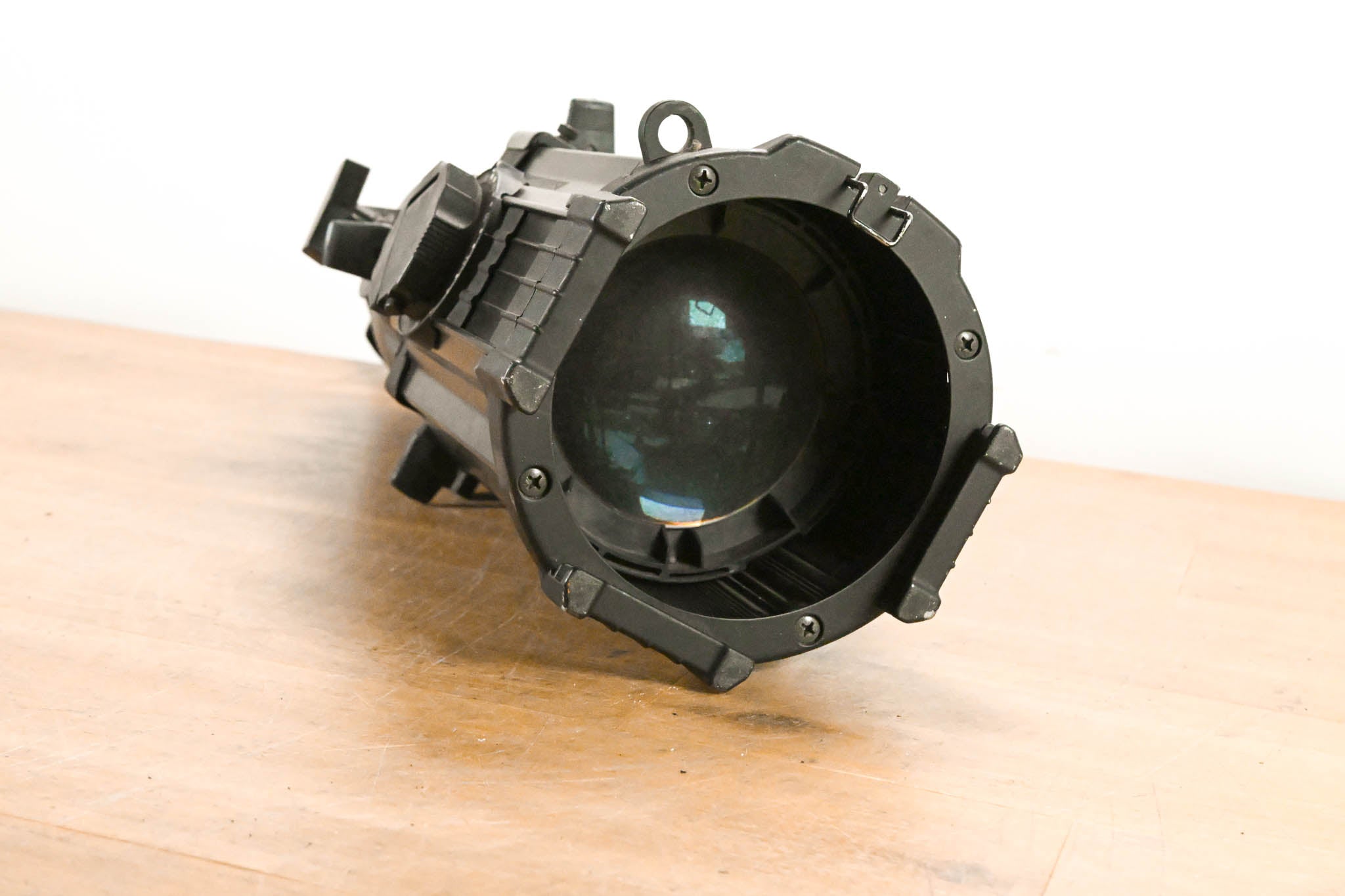 ETC Source Four Zoom 25-50 Degree 750 Ellipsoidal Light
