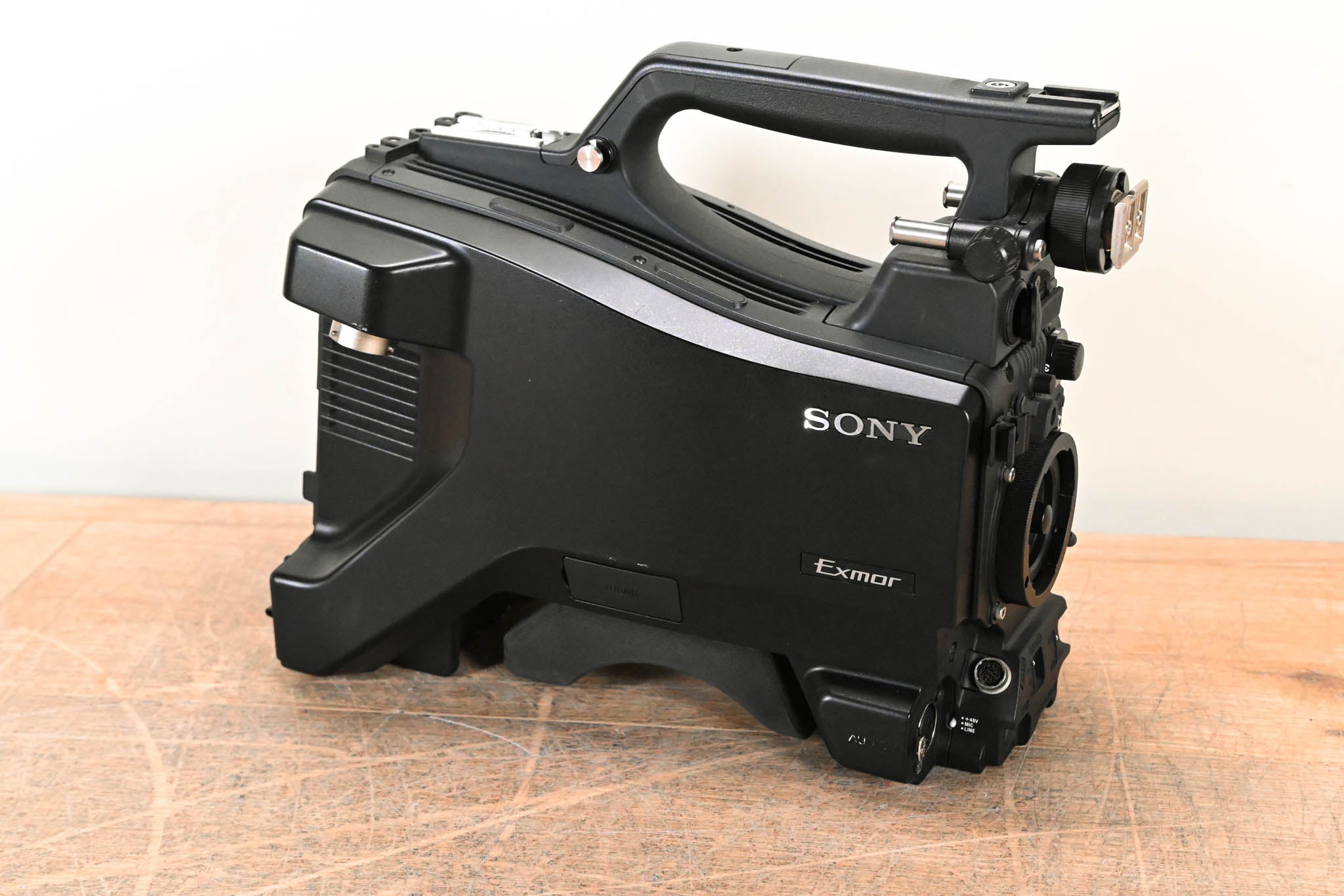 Sony HXC-D70 HD/SD Studio Camera